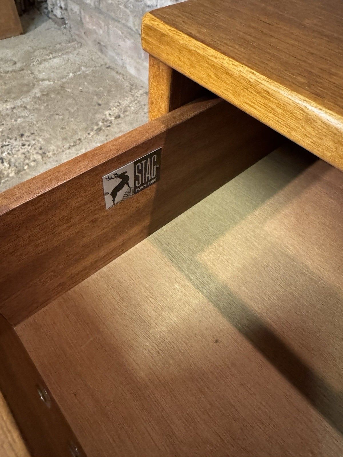 photo furniture 🚛 Vintage Mid Century Teak Chest Of Drawers Danish Scandinavian Design / Stag
