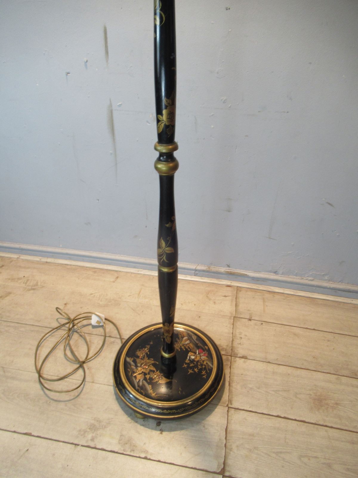 Chinese    Design  Black Lacquer  Standard Lamp photo Lighting