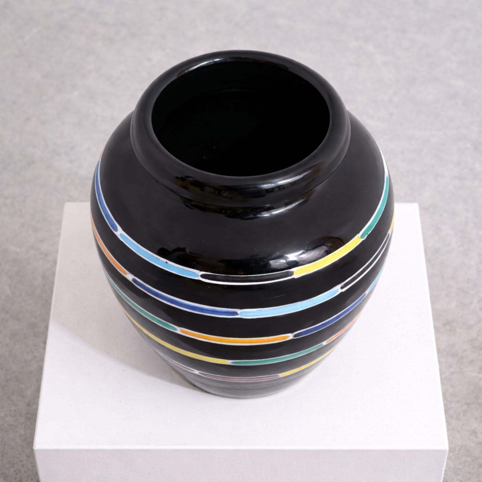 Mid Century Ceramic Vase Black Glazed By Piero Dorazio For Deruta, Italy photo 1076.0
