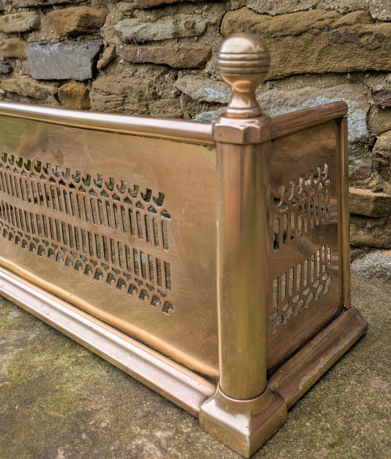 Smart 19th Century Brass Fire Fender photo Home Fixtures