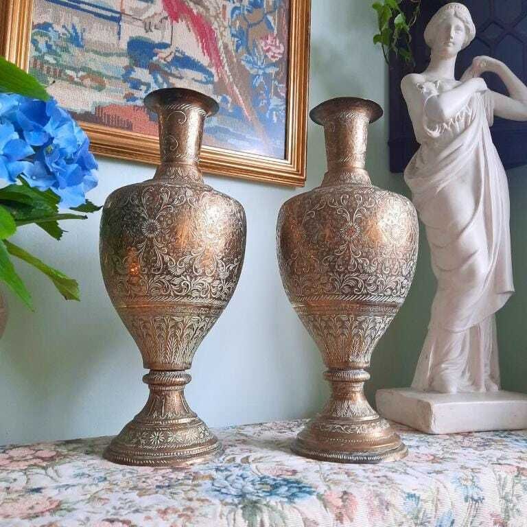 Large Pair Of Truly Antique Indian Brass Vases With Figural And Floral Hand Engraved Decoration 14.5'' Tall Vintis      5 Out Of 5 Stars     Dispatche photo 160.0