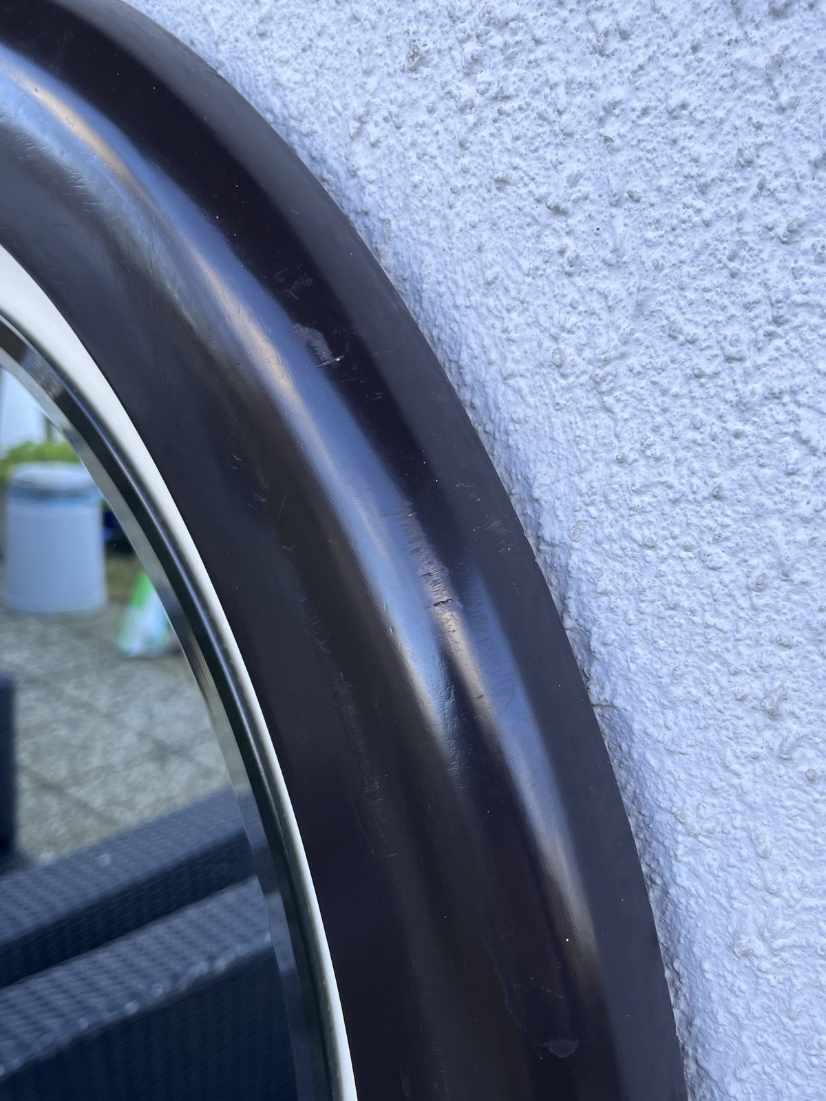 Ronde Vintage Spiegel In Bruin Resin – Modernistisch Design, Jaren 1970 photo vintage