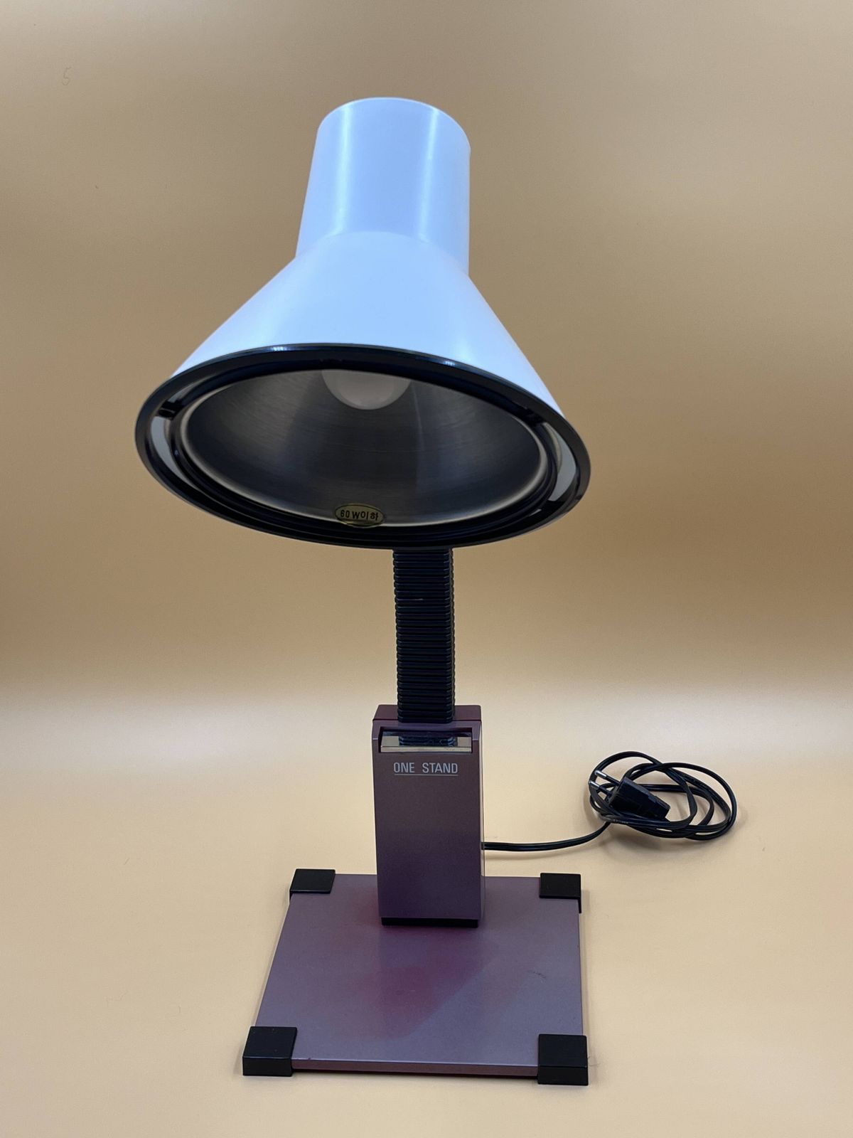 photo for sale Paar Post Modern Bureaulampen "One Stand" – Jaren 1980