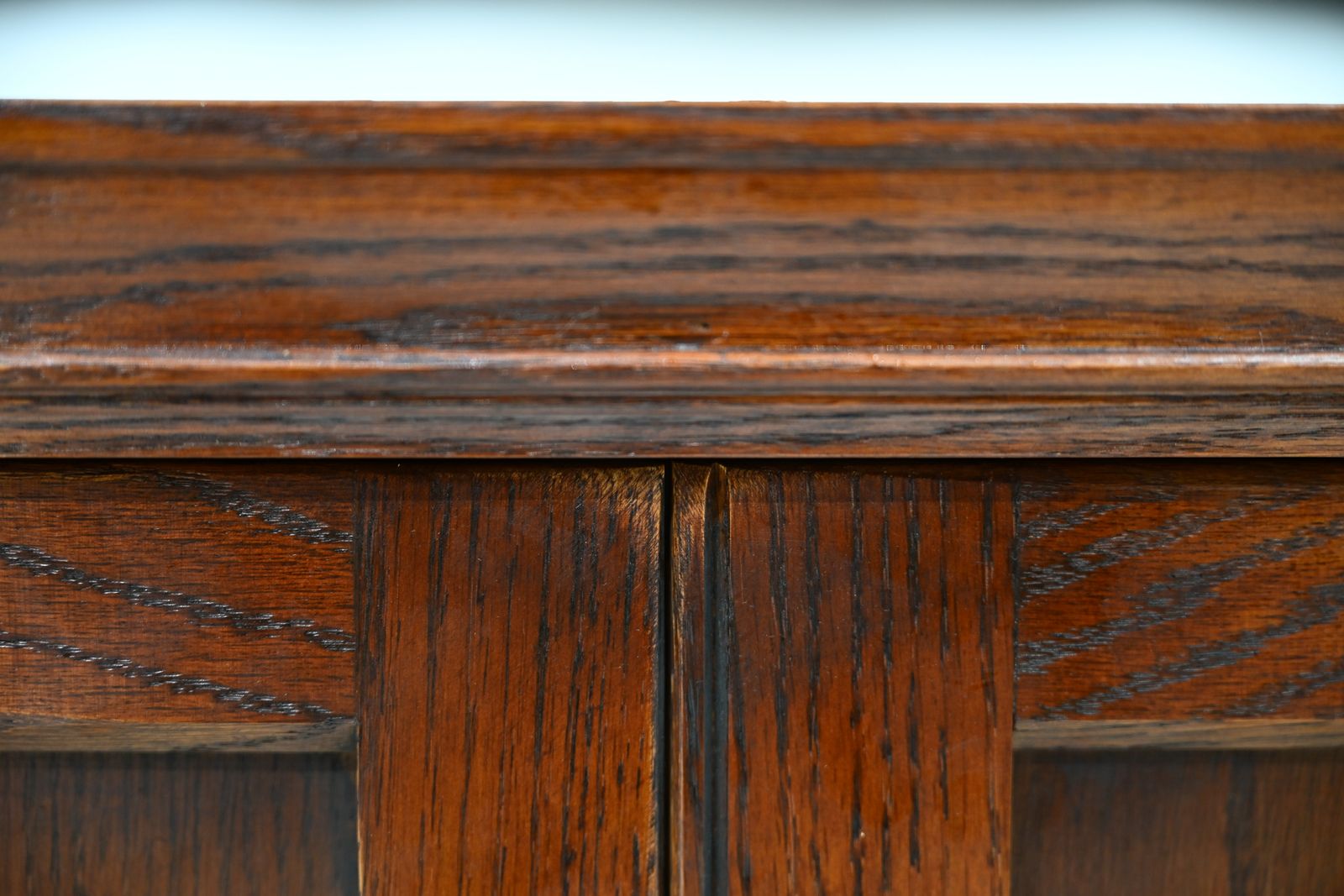 Old Charm Wall Unit Top Box Linenfold Doors Tudor Brown Free* Uk Delivery photo furniture