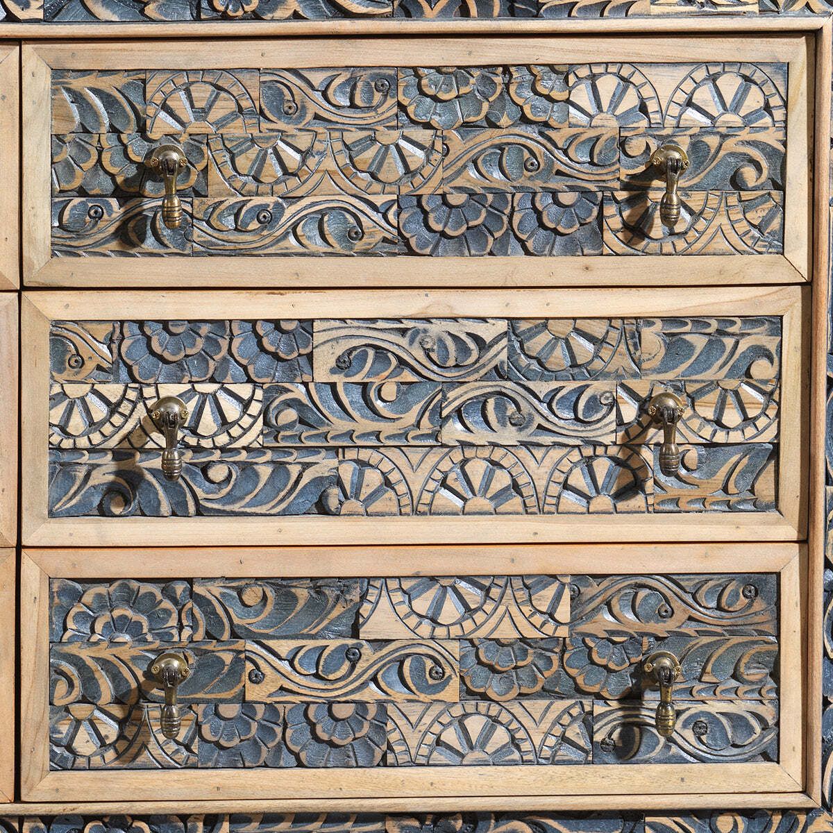 Chest Of Drawers With Relief Carving photo vinterior