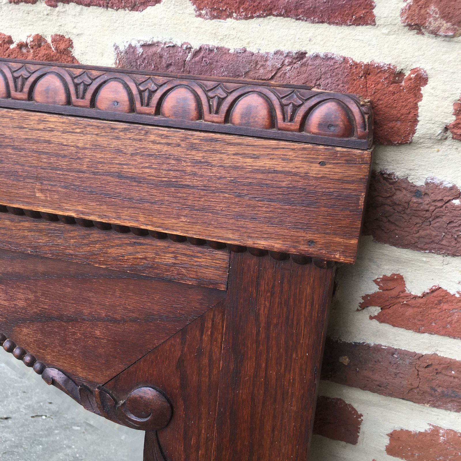 Houten Spiegel Met Geslepen Rand photo furniture