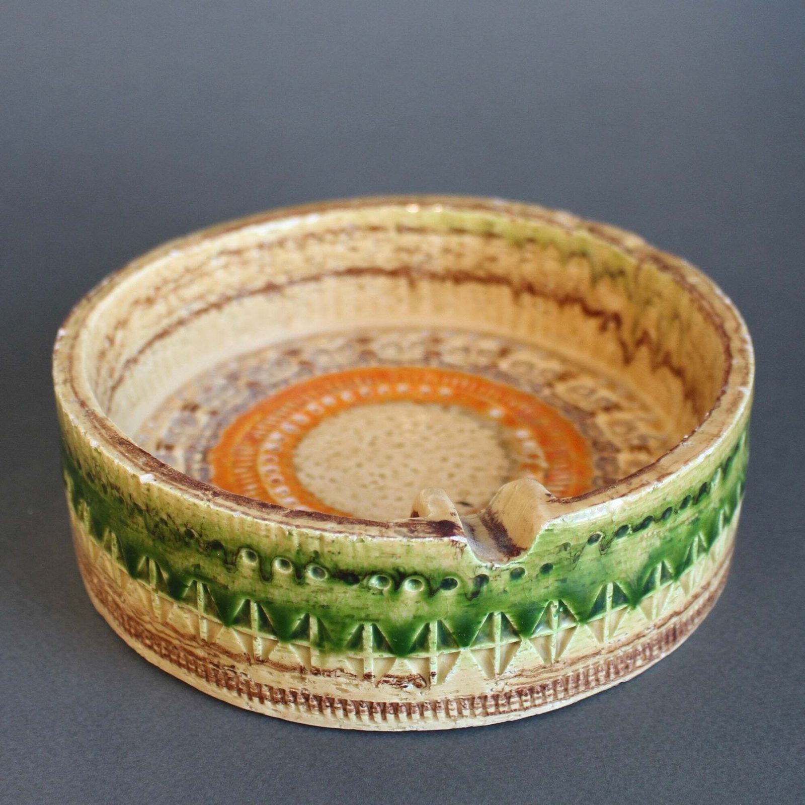 Mid Century Italian 'Sahara' Ceramic Ashtray Or Vide Poche By Aldo Londi For Bitossi (Circa 1960s) photo furniture