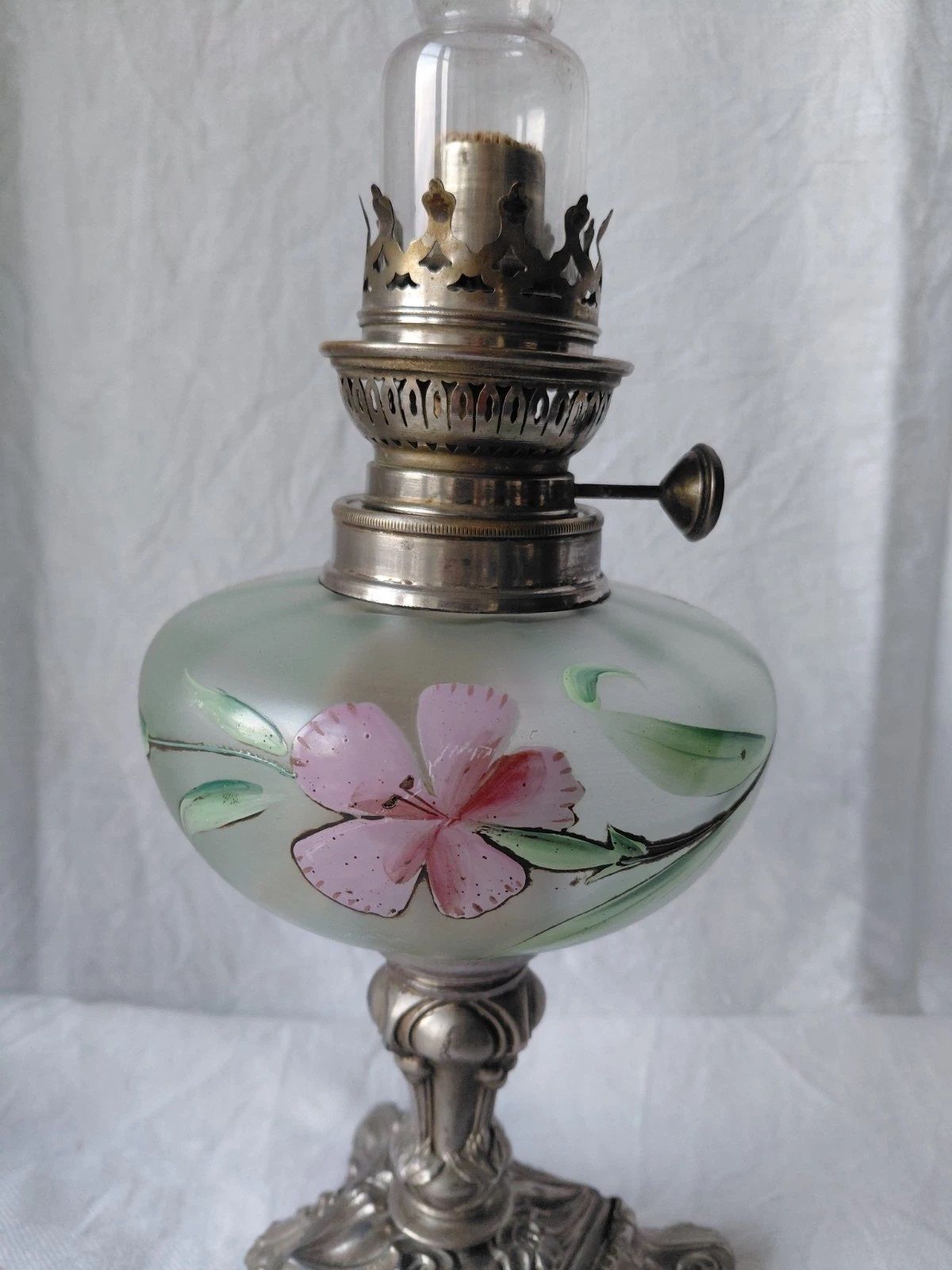 Vintage French / Floral Hand Painted Glass/Cast Metal Base Oil Lamp photo 100.0