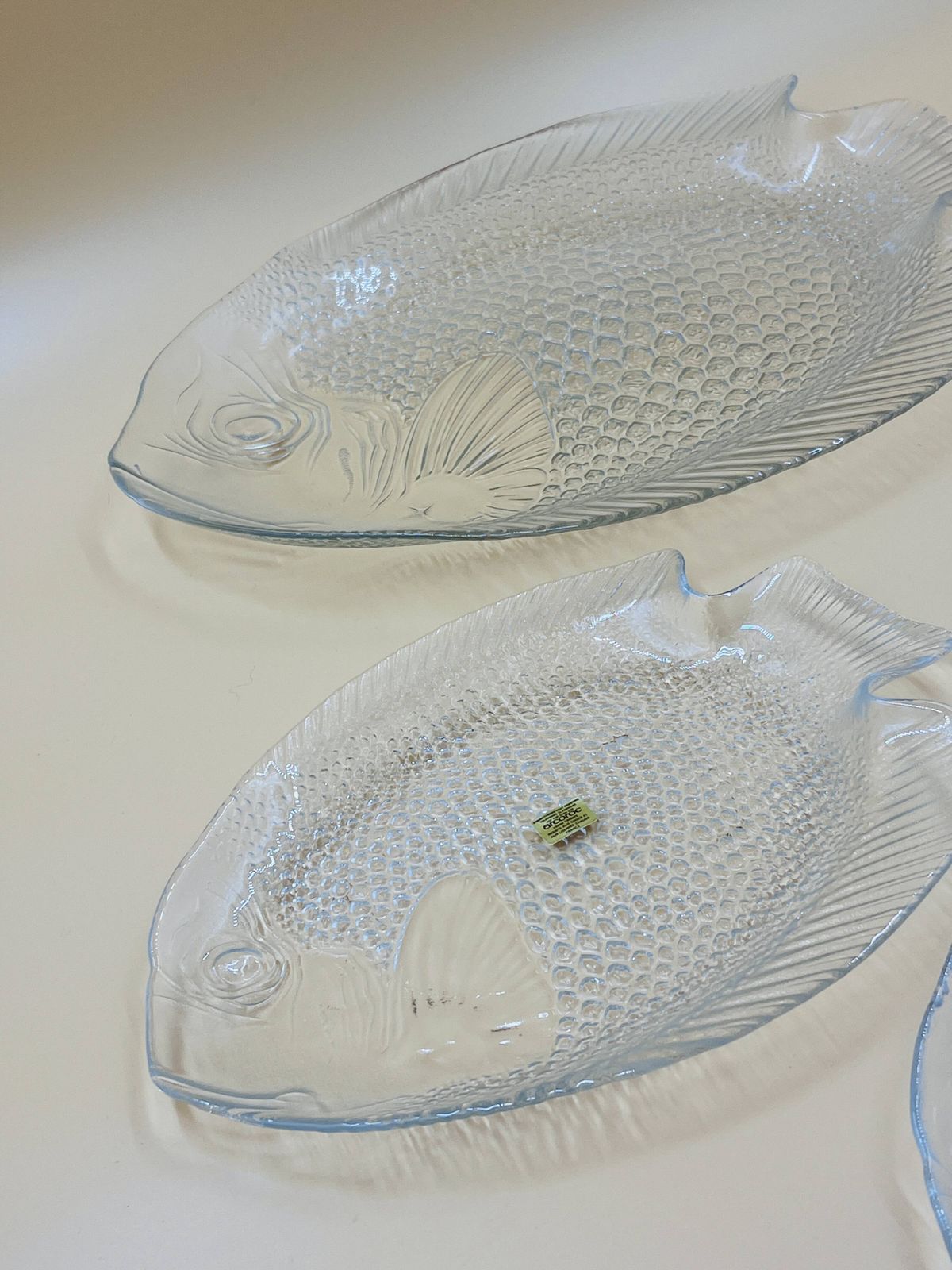 Arcoroc Glass Fish Service – 1 Dish + 6 Plates photo 77.0