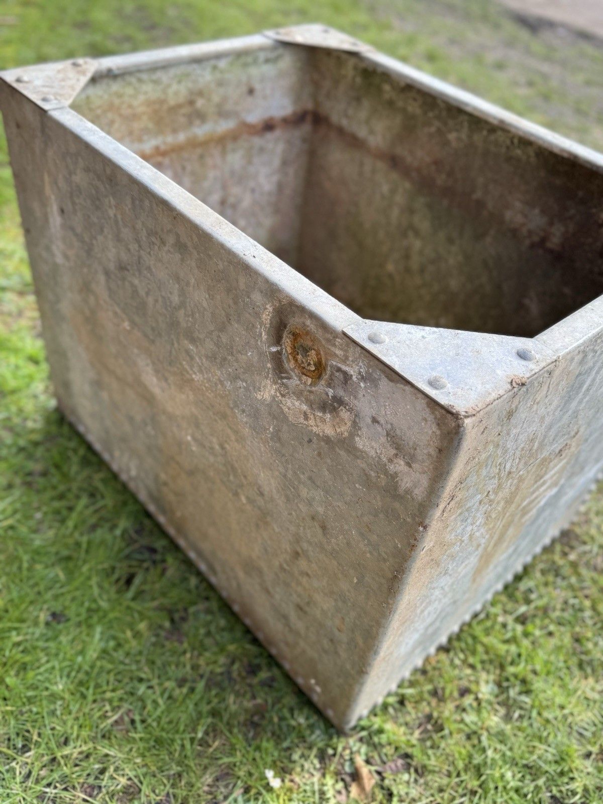 Riveted Galvanised Trough Planter /  Raised Flower Bed Plant Olive Tree Pot W2 photo Garden Decor