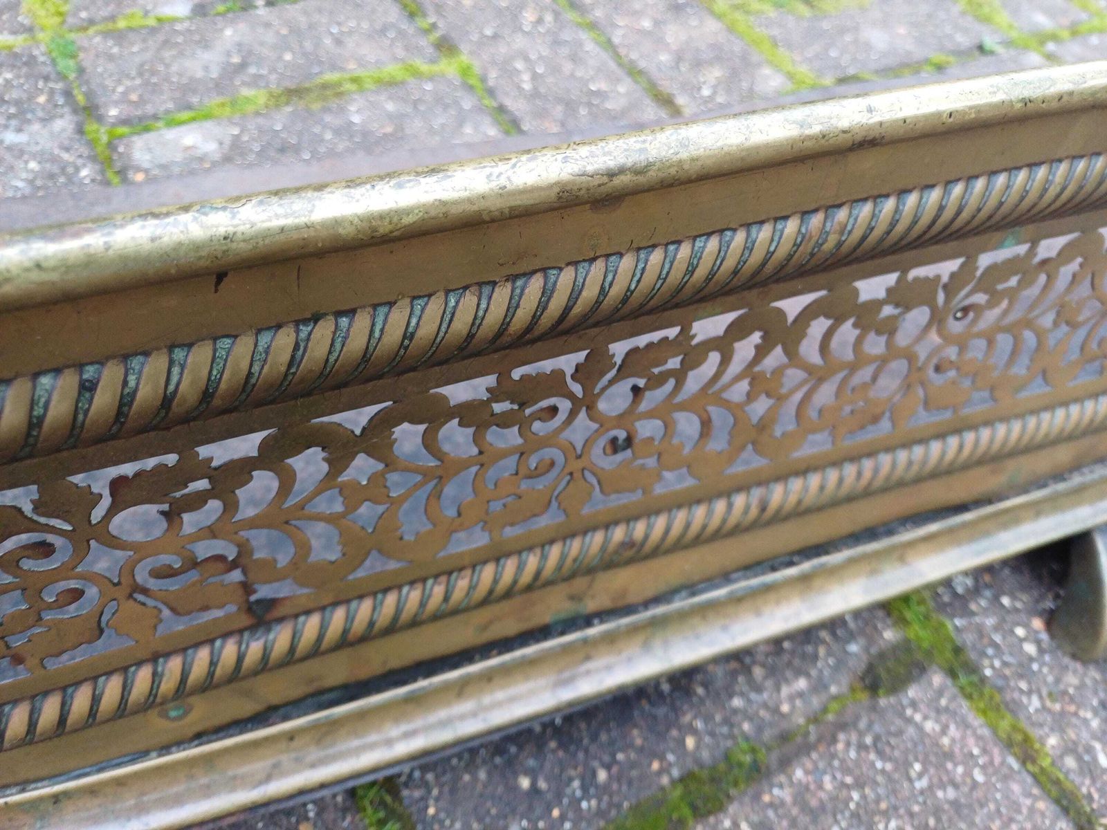 Late Victorian Ornate Brass Fireplace Fender Pierced Decorative Fire Curb With Claw Feet Antique Hearth Guard Fire Iron Stand photo 245.0