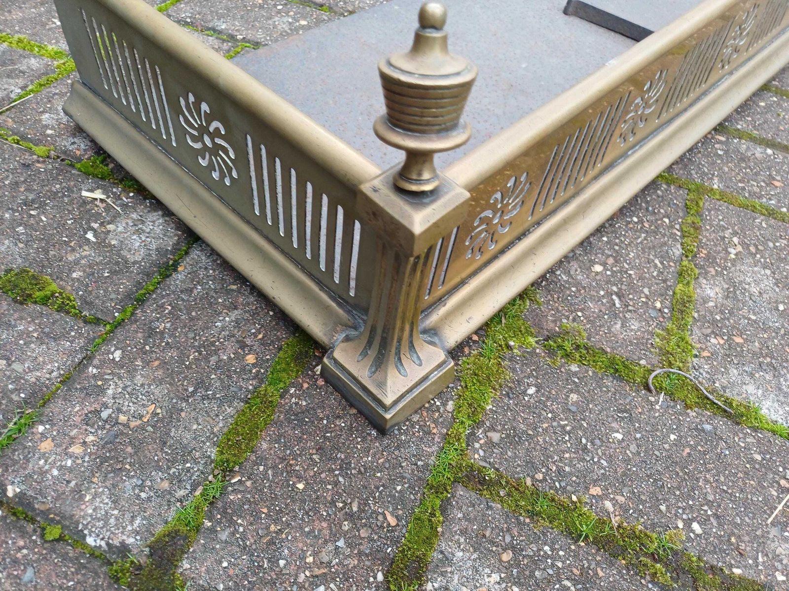 Massive Heavy Victorian Solid Brass Fireplace Fender Pierced Fire Curb With Column Finials Antique Hearth Guard Fireside Free Hand Delivery photo 395.0
