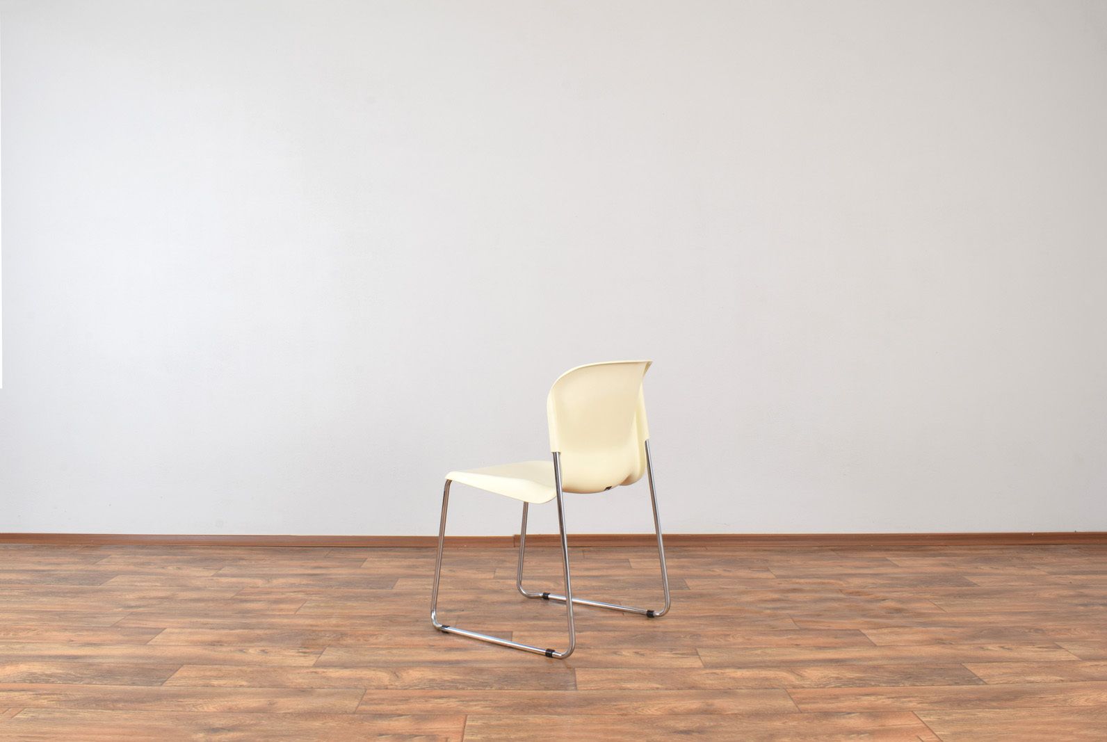 Sm400k White Swing Chair By Gerd Lange For Drabert, Set Of 4, 1980s photo vintage
