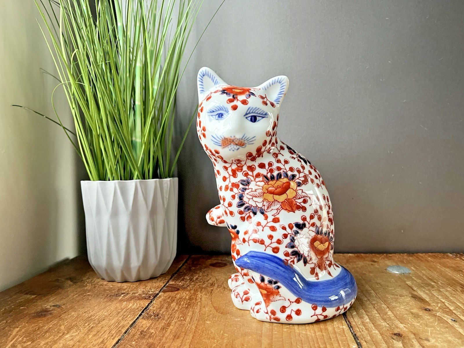 Graduated Set Of 3 1950's Japanese Imari Zhenya Zangwan Mantel Cat Ornaments photo vintage