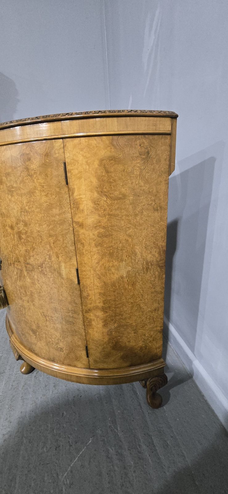 Furniture Top Quality Burr Walnut Demi Loon Cabinet photo