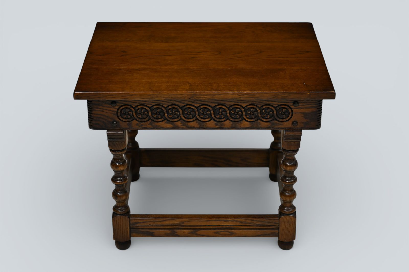 Old Charm Side Table Light Oak Bobbin Turned Legs Free Uk Delivery photo 177.0