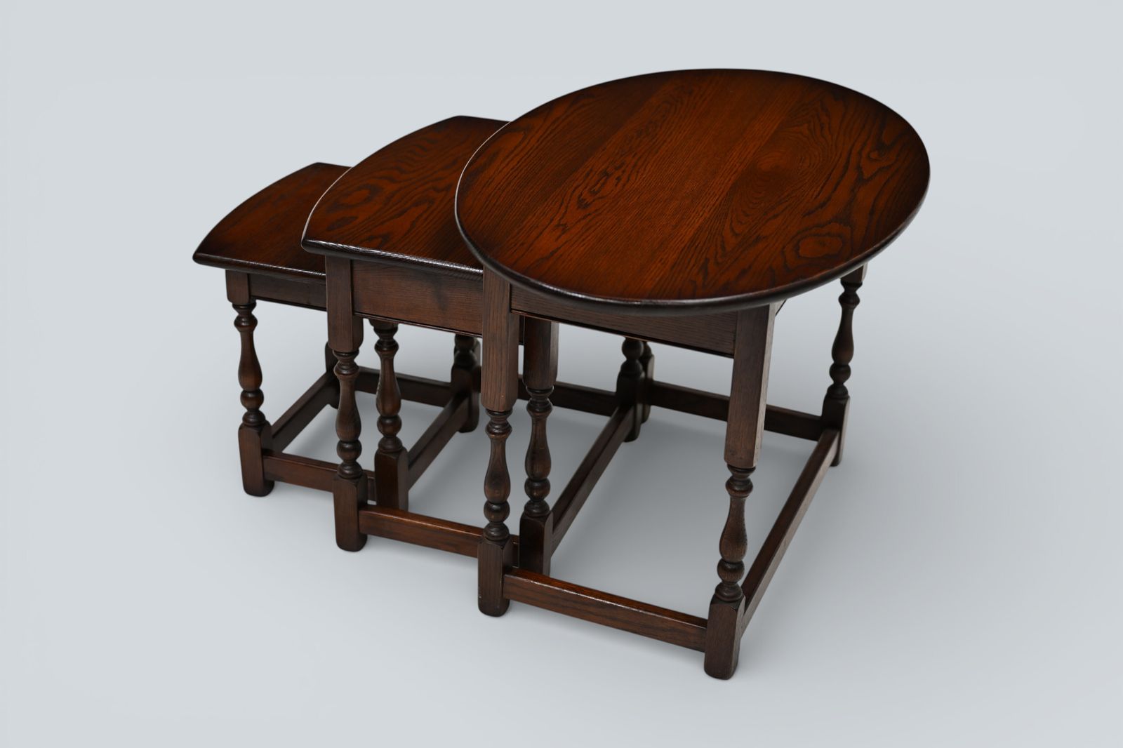 Old Charm Oval Nest Of Tables In Tudor Brown Model 1990 Good Free Uk Delivery photo 167.0