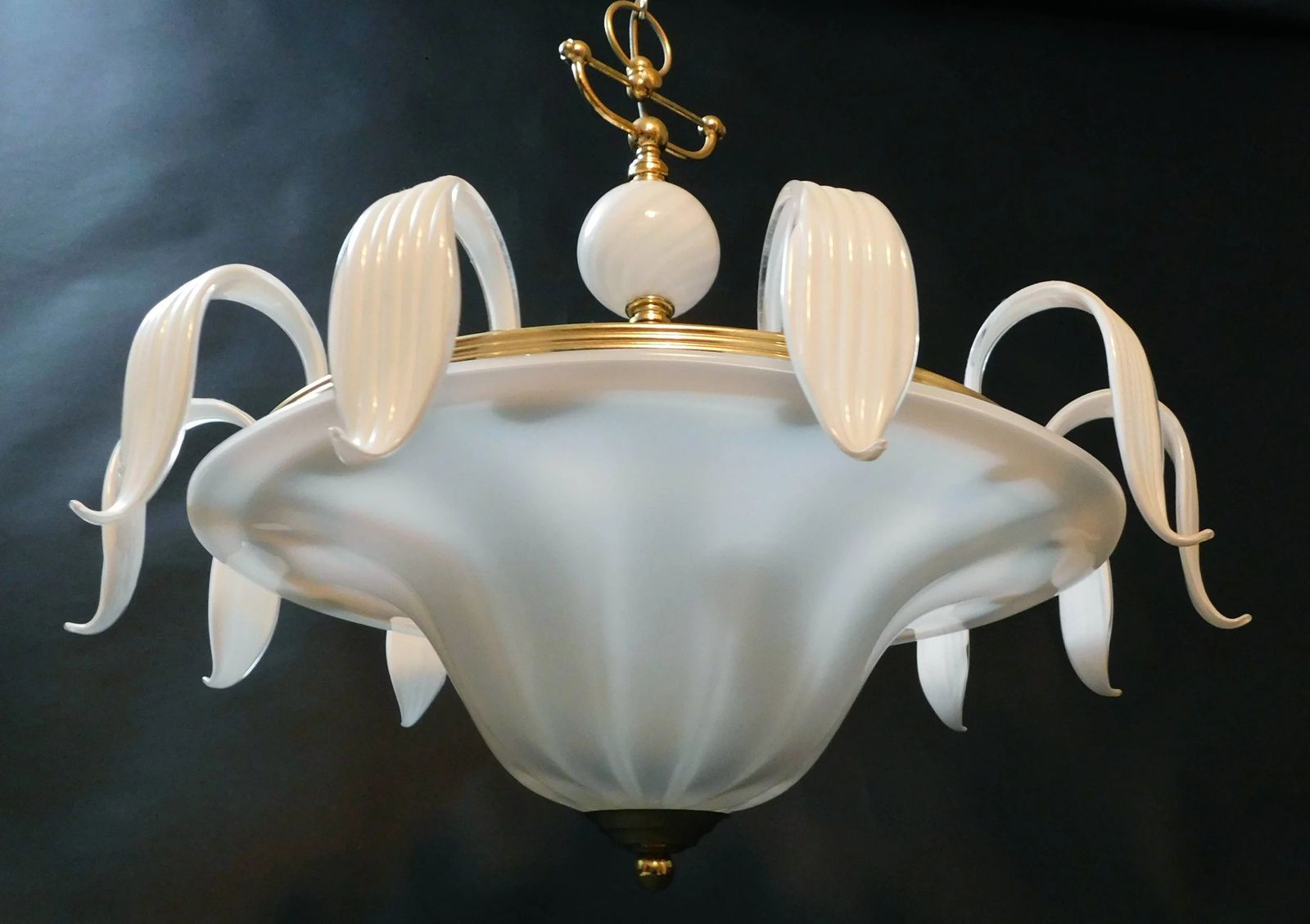 Milky White Murano Chandelier, 1960s photo vinterior