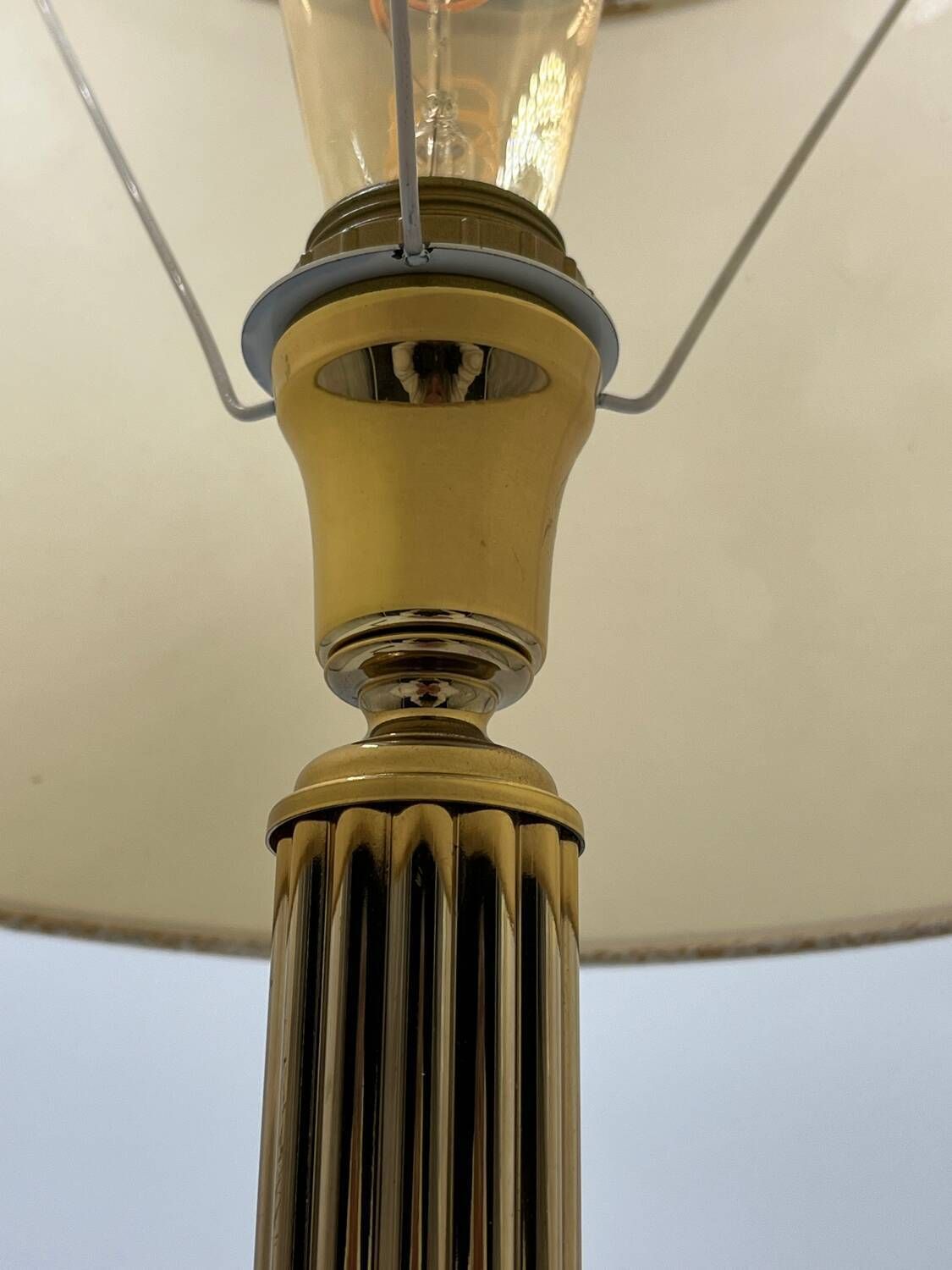 Verlichting Lamp In Empirestijl Uit De Fabriek Van Boulanger (België) photo