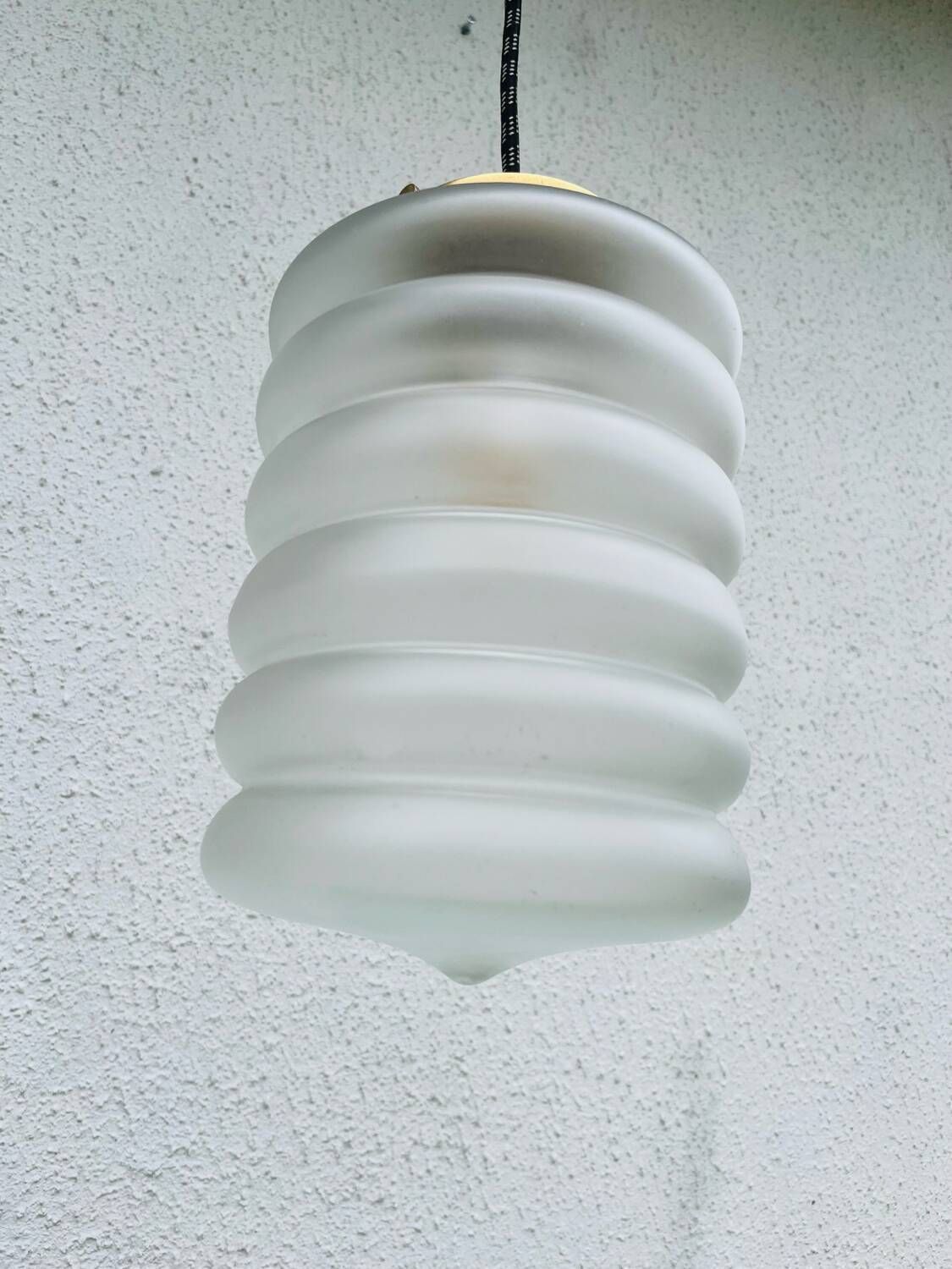 Art Deco Hanglamp In Matglas photo vinterior