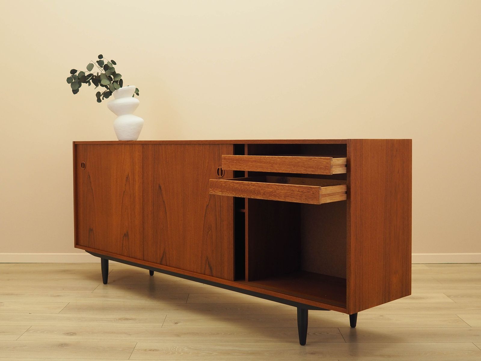 Teakhouten Dressoir, Deens Design, Jaren 1970, Productie: Denemarken photo 1979.0