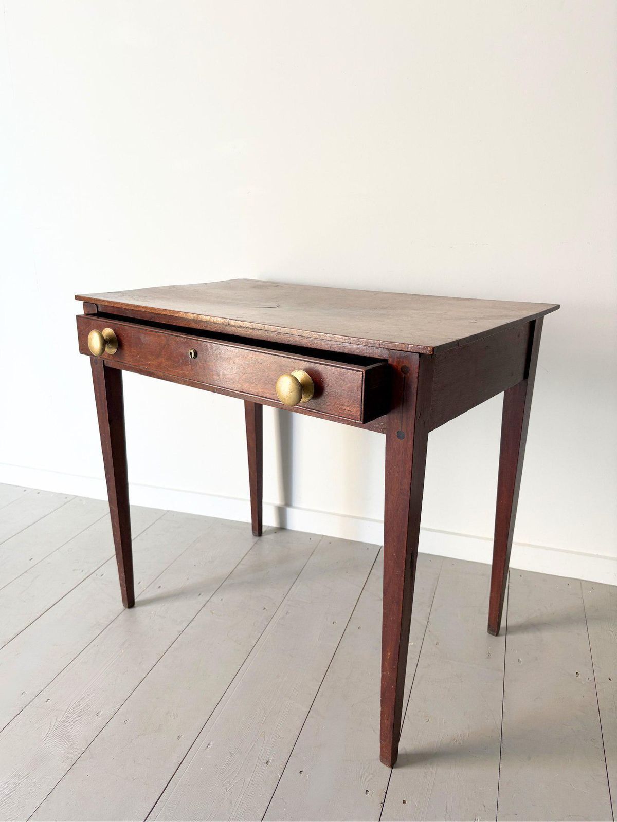 Georgian Side Console Table Or Writing Desk In Mahogany With Inlaid Details photo vinterior