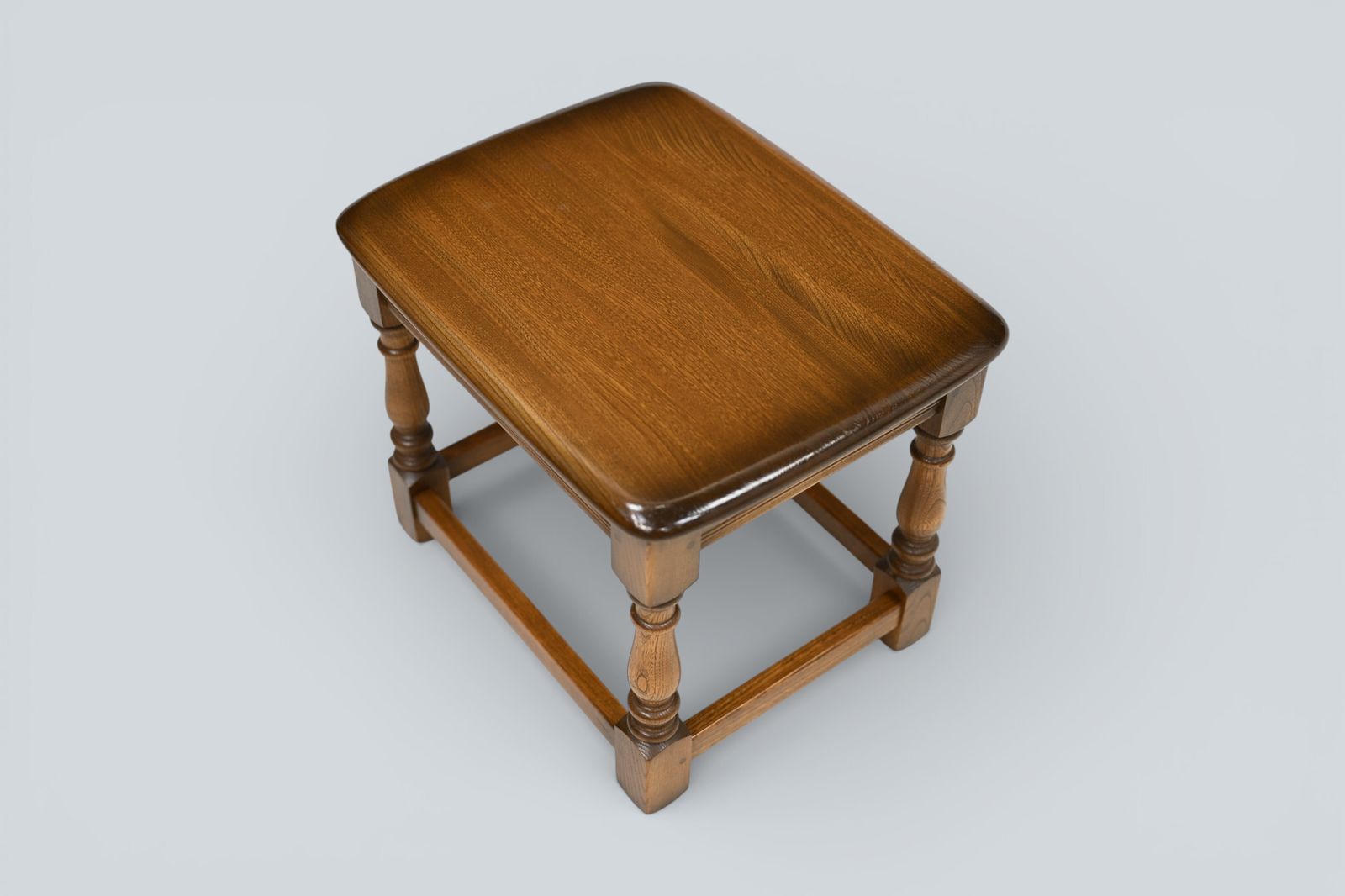 Ercol Small Coffee Table Model 733 Golden Dawn Elm Free Nationwide Delivery* photo vinterior