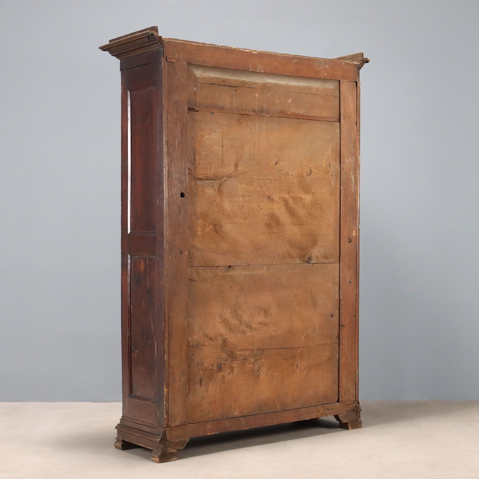 photo for sale Antique Wardrobe Walnut Walnut Burl Italy Mid XIX Century