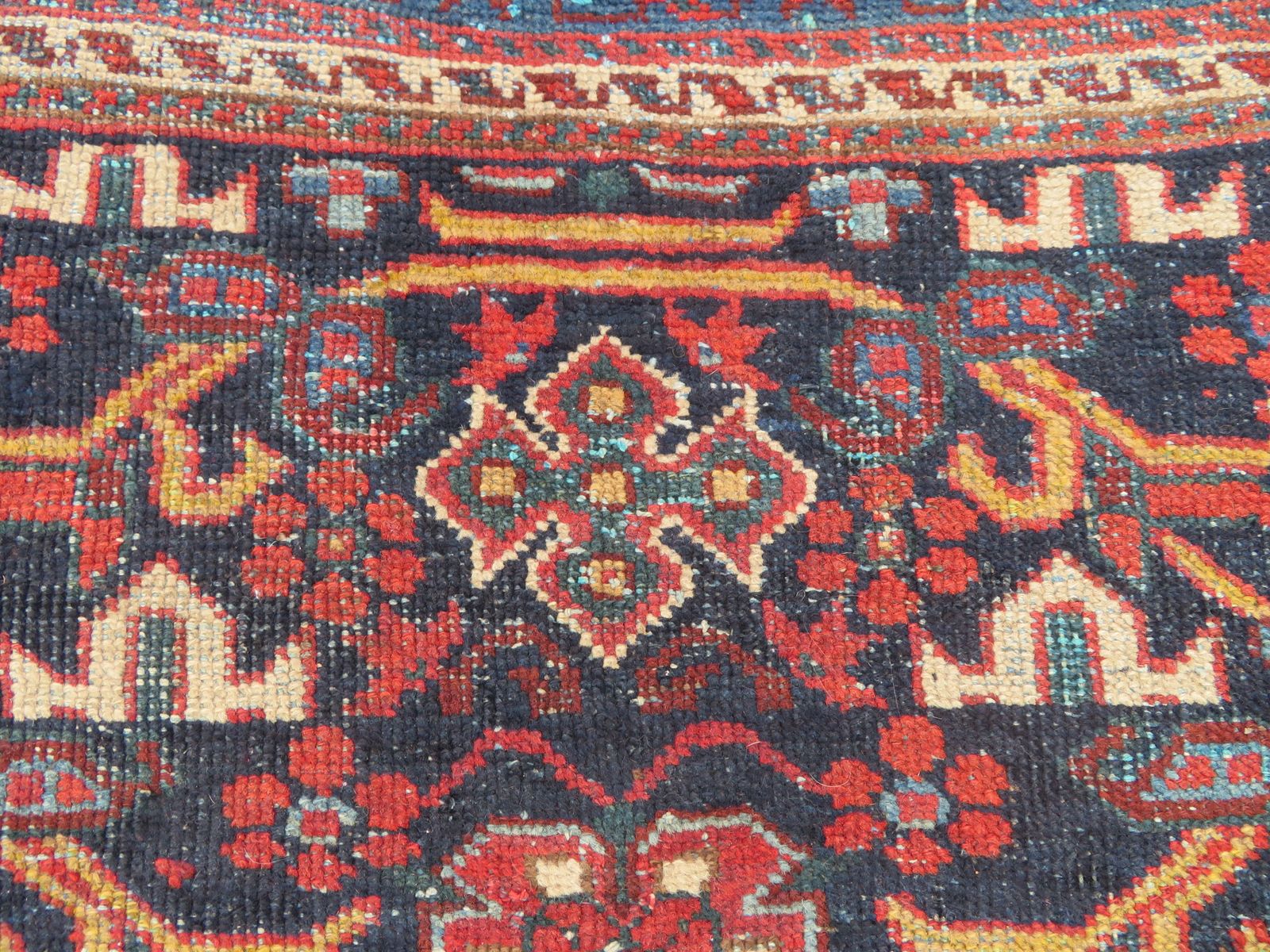 Distressed Antique Kurdish Rug. 173cm X 137cm. photo vinterior