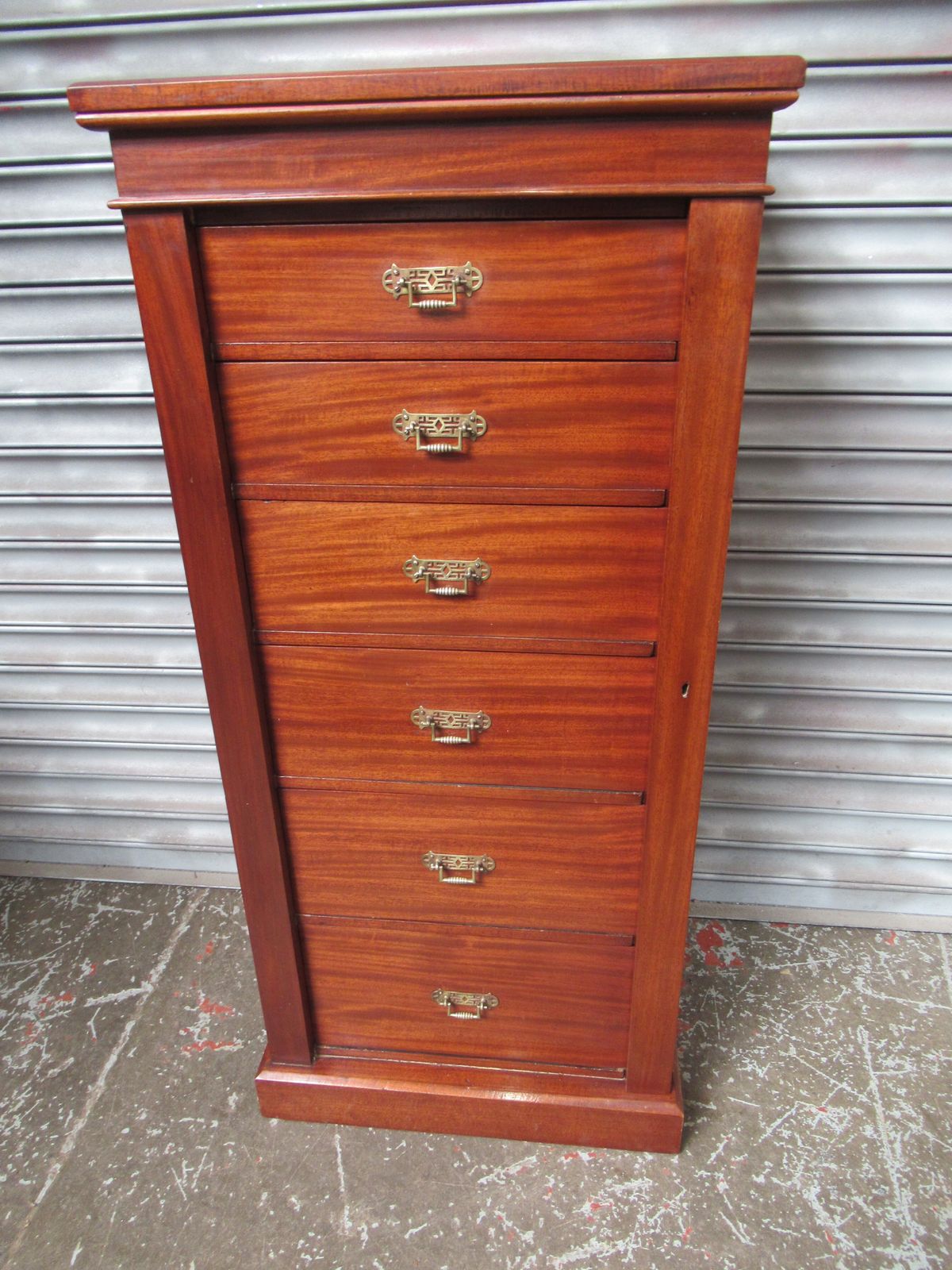 Victorian Period Mahogany Wellington   Chest Of Drawers