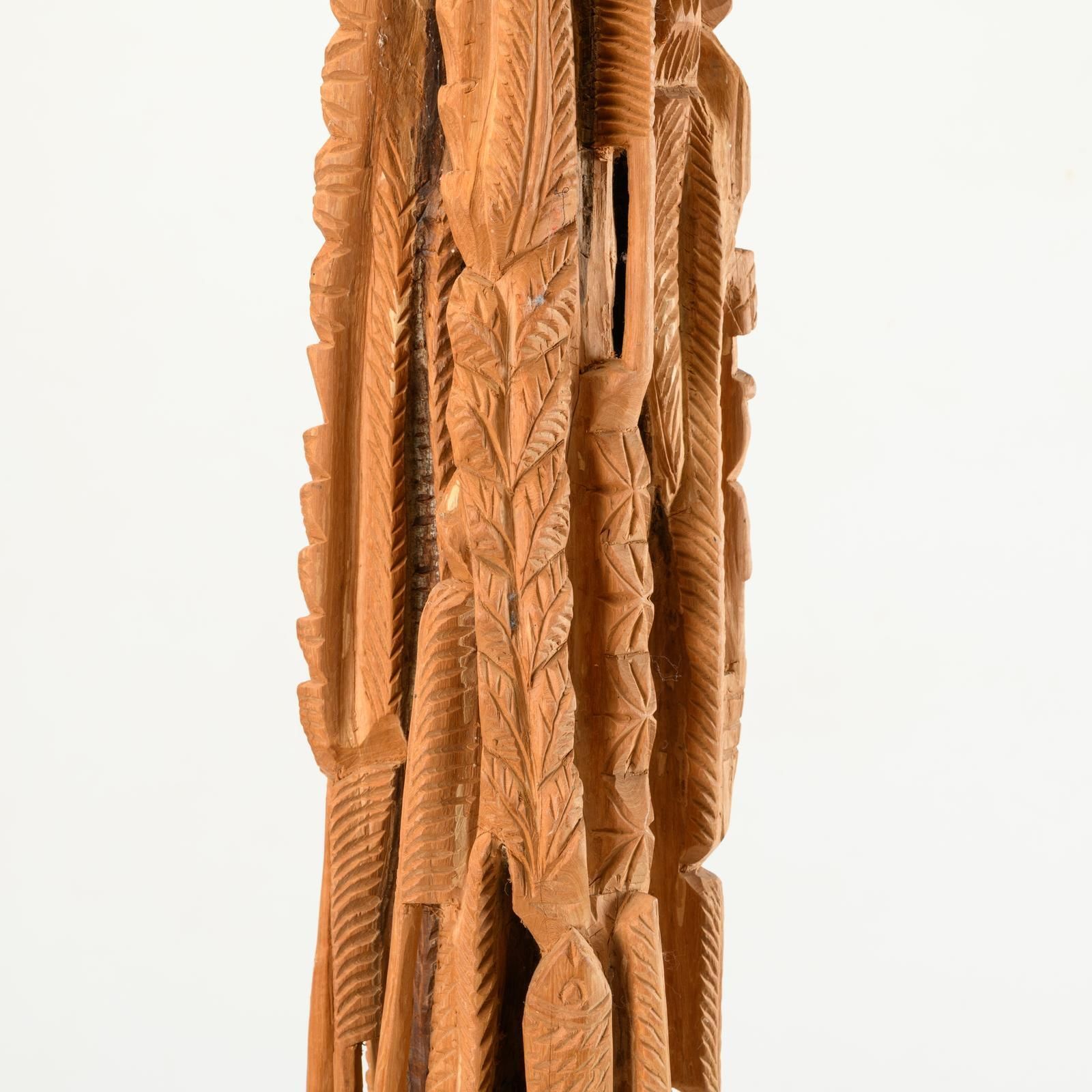 photo buy Zande Or Mangbetu Workshop Attribution, Northern Democratic Republic Of Congo Carved Limba Column
