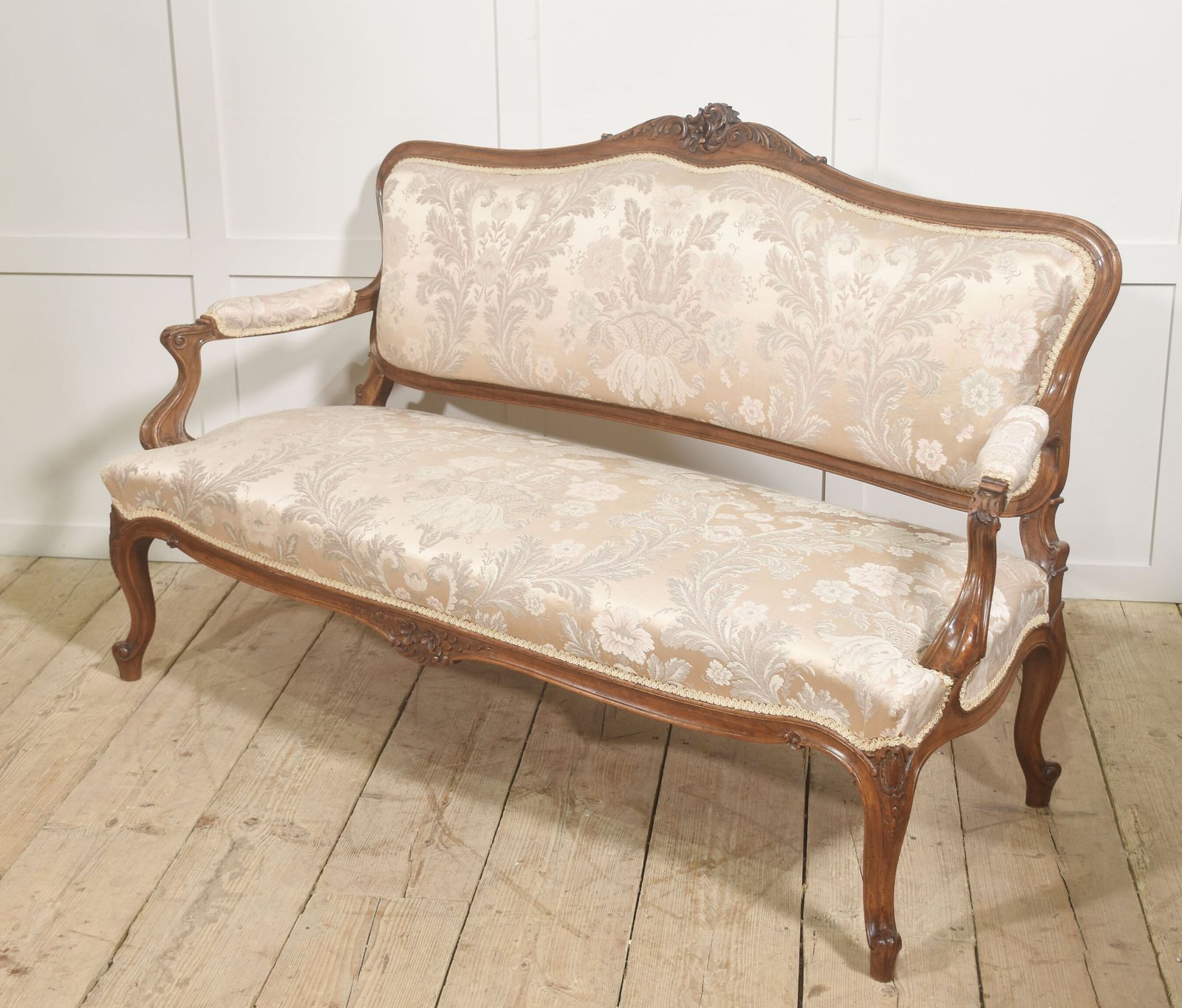 Louis XV Style Carved Walnut Settee With Damask Upholstery photo vintage
