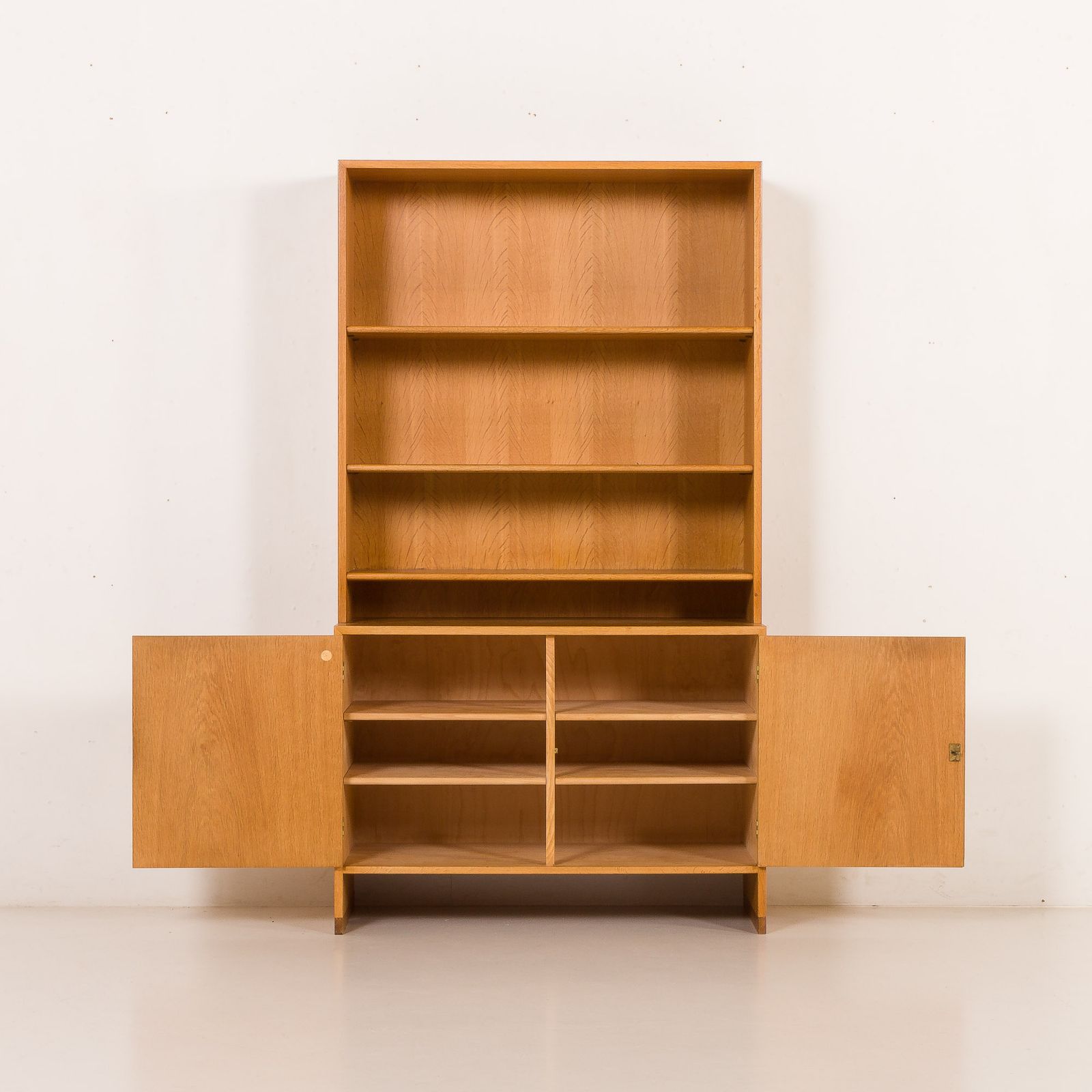 Hans Wegner Mid Century Oak Bookcase Ry Mobler 1960s photo furniture