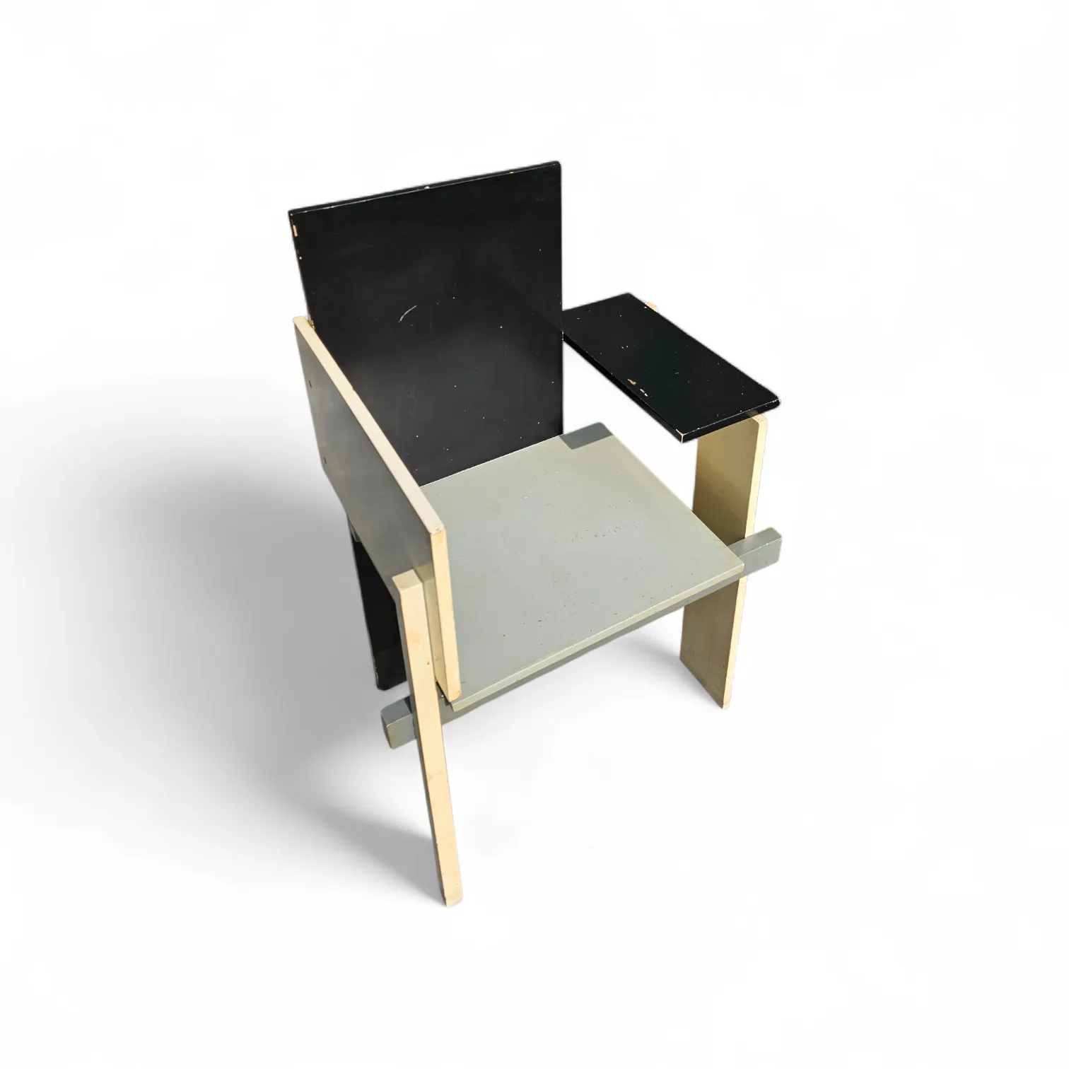 photo vinterior Old Berlin Chair / Berlijnse Stoel / Gerrit Rietveld / Signs Of Repair ( 2 Screws )