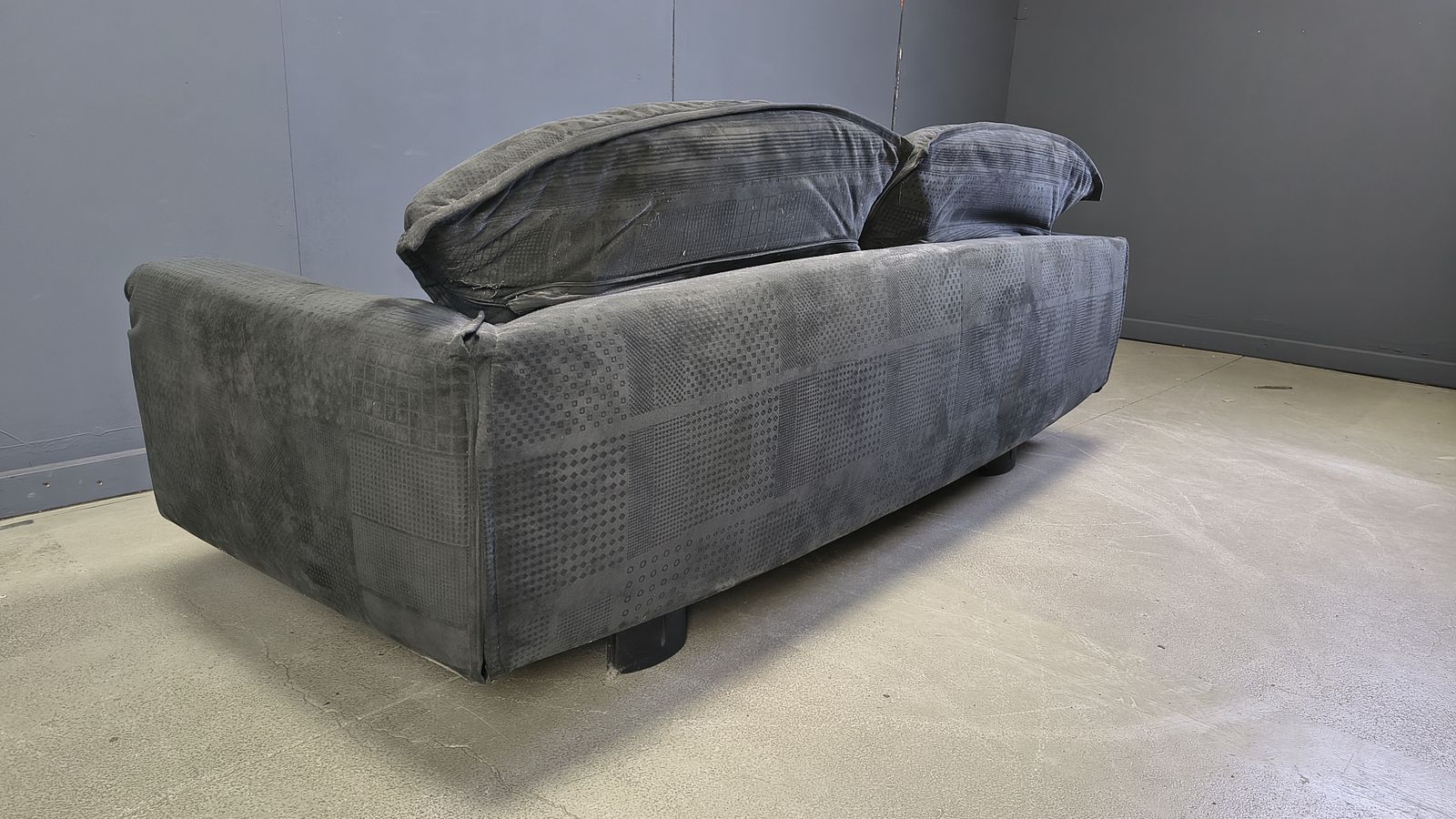 Velvet Sofa By Saporiti Italia, 1980s photo vinterior