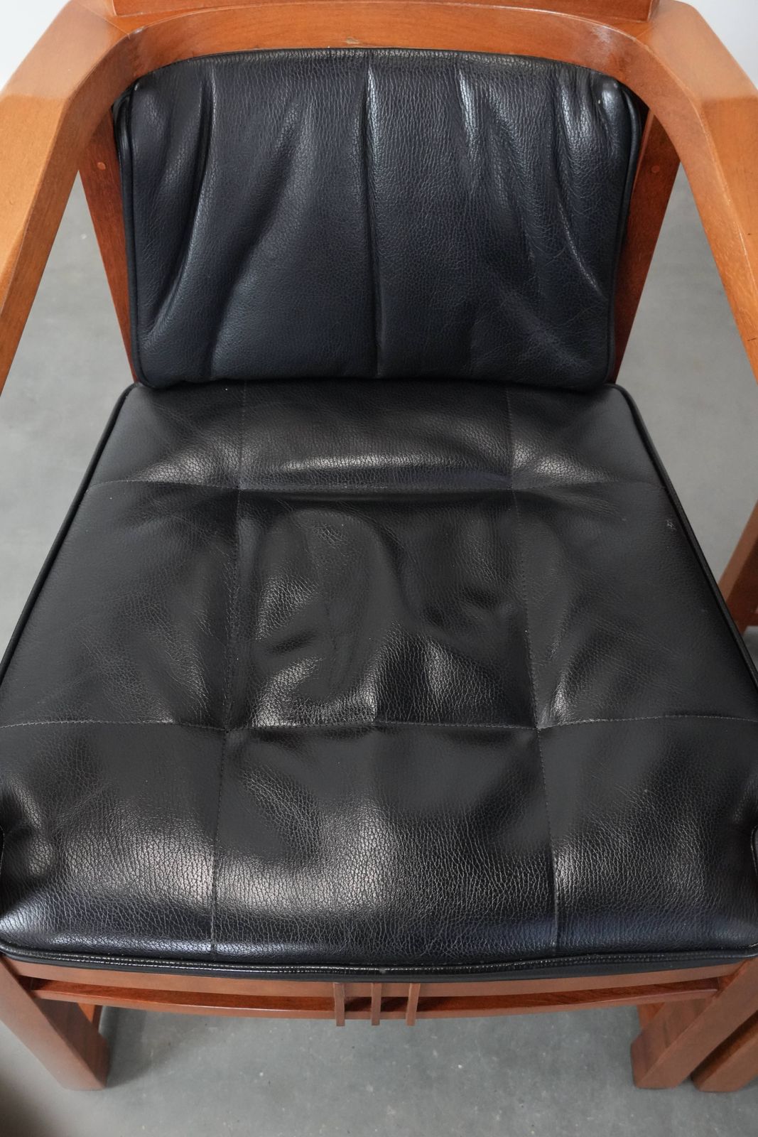 Set Of 4 Luxury Black Leather Schuitema Art Deco Dining Chairs With Armrests From The Decoform Series photo vinterior