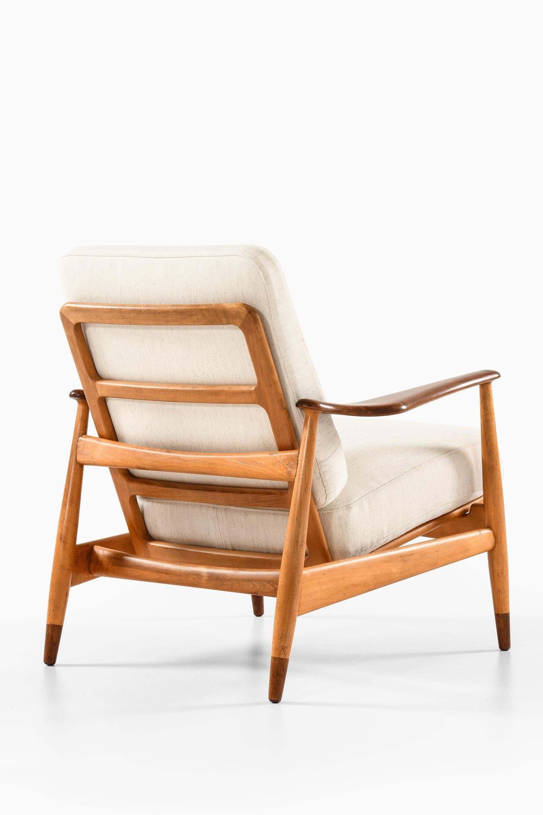 Set Of 2 Easy Chairs In Beech And Fabric By Arne Vodder, 1950s photo vintage