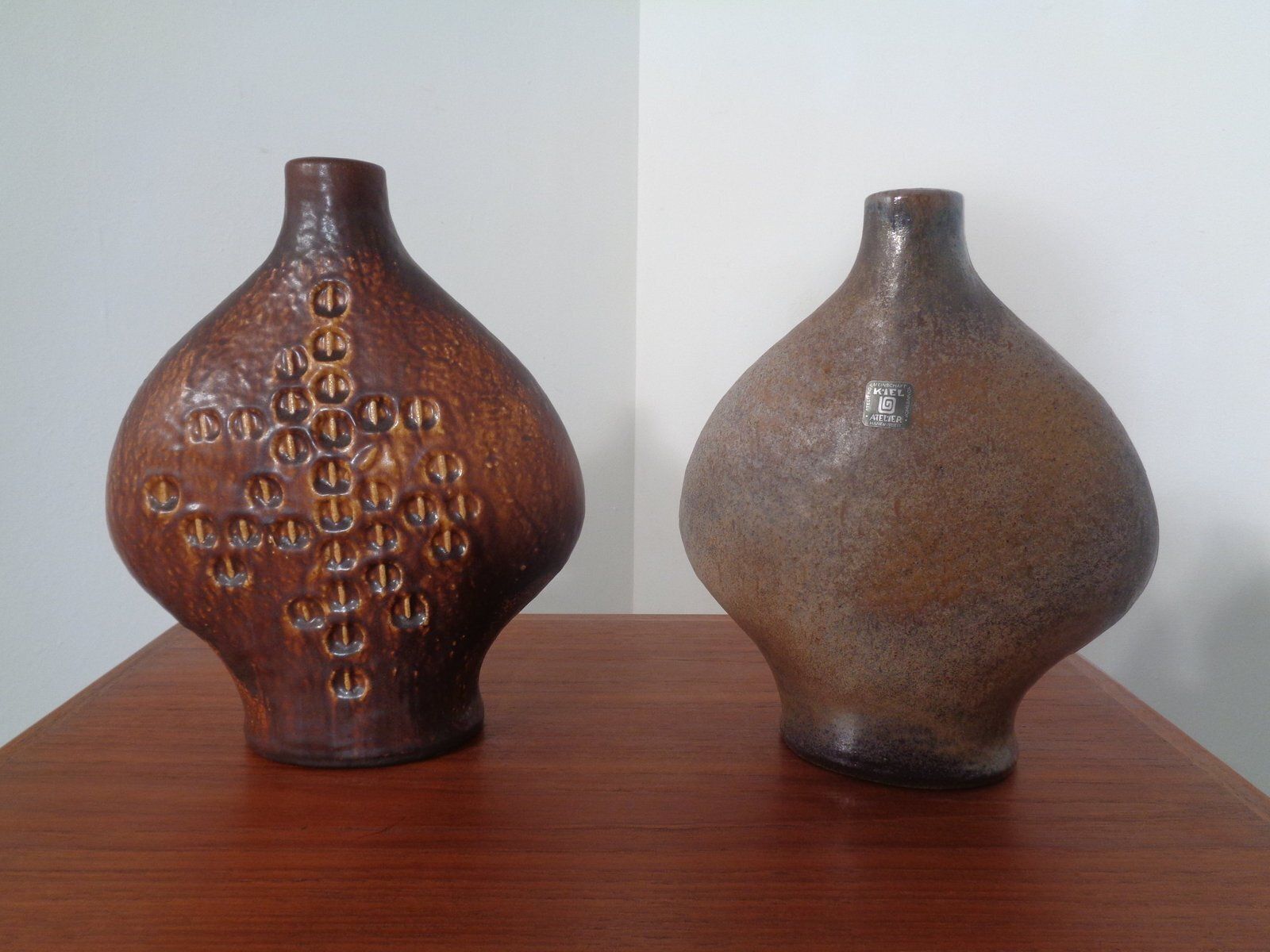 Studio Atelier Ceramic Vases By Gerda Heuckeroth For Carstens Tönnieshof, 1960s, Set Of 2 photo furniture
