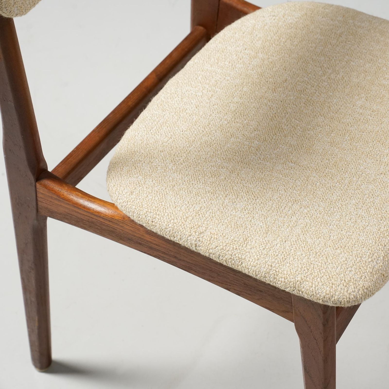 Mid Century Modern Set Of Four Dining Room Chairs, Thorsø Møbelfabrik, 1960s photo 2501.0