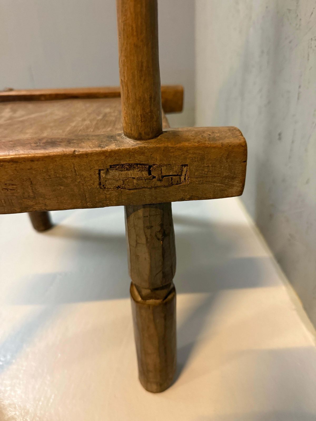 photo vinterior Hand Carved African Baule Tribal Chair, Ivory Coast, Early 20th Century
