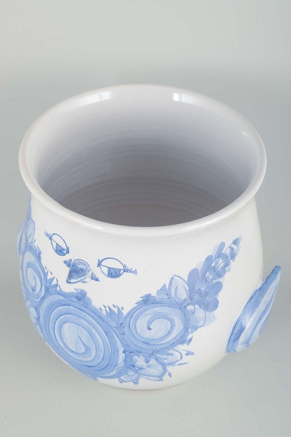 Bjørn Wiinblad. Flowerpot Cover In Faience With Blue Spiral And Floral Motifs. photo furniture