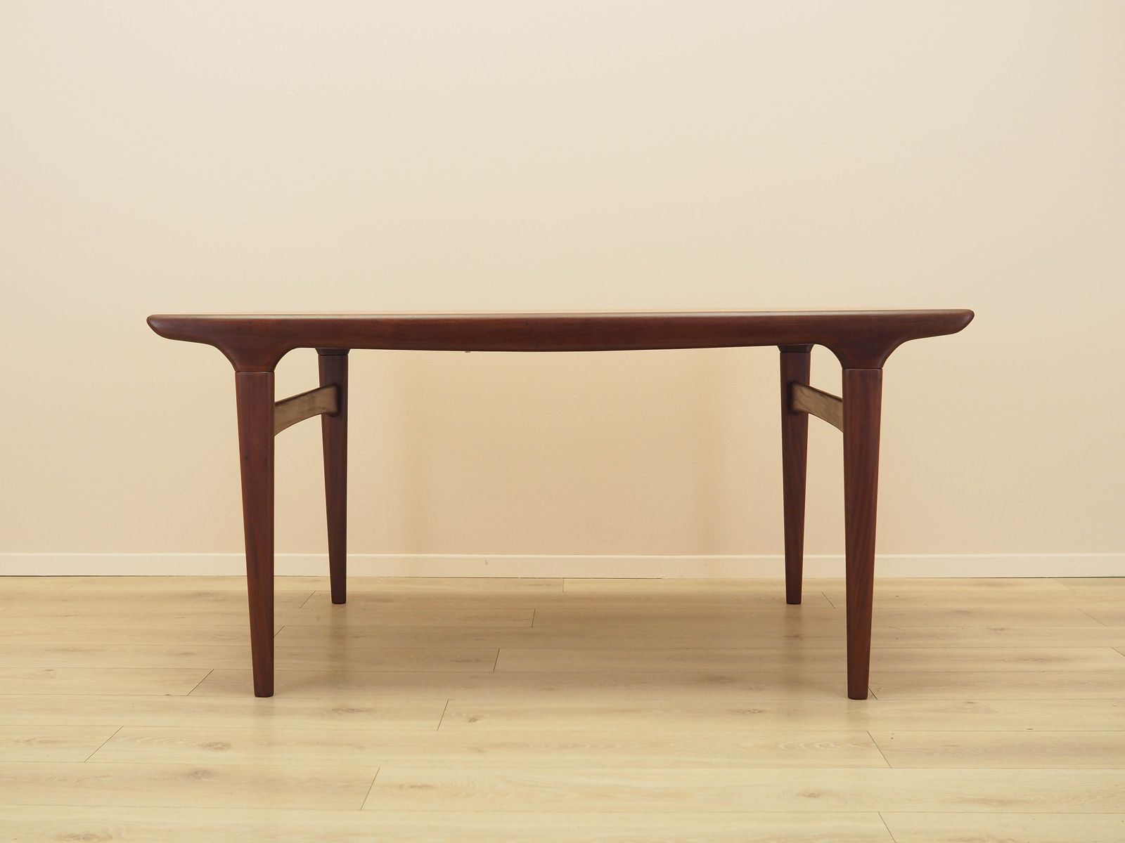 Teakhouten Tafel, Deens Design, Jaren 1970, Ontwerper: Johannes Andersen photo furniture