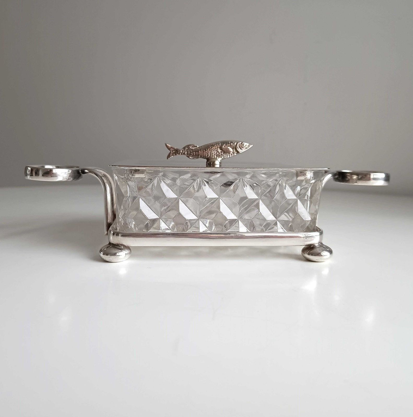 Antique English Novelty Silver Plated Cut Glass Sardine Serving Dish: Zoomorphic Finial, 1890 photo vinterior
