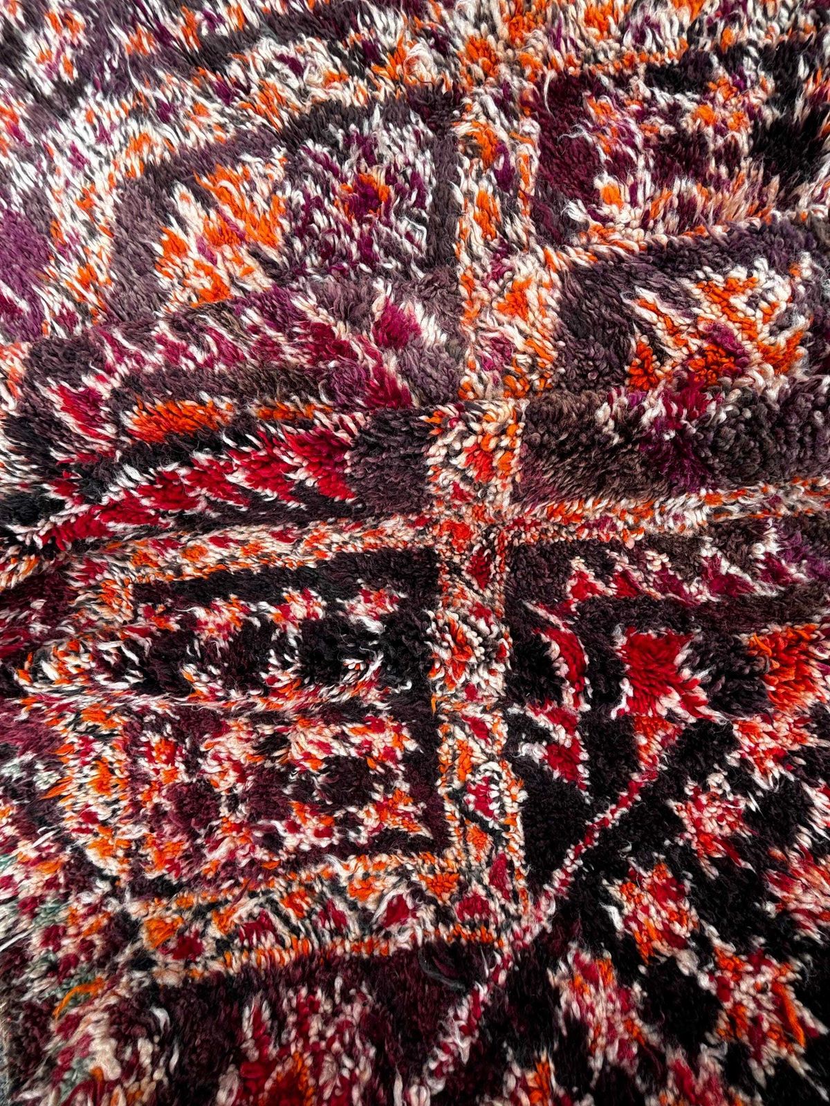 Mid Century Modern Beni M’guild Moroccan Rug 240x350 Cm – Handmade Berber Carpet – Authentic Atlas Rug photo buy