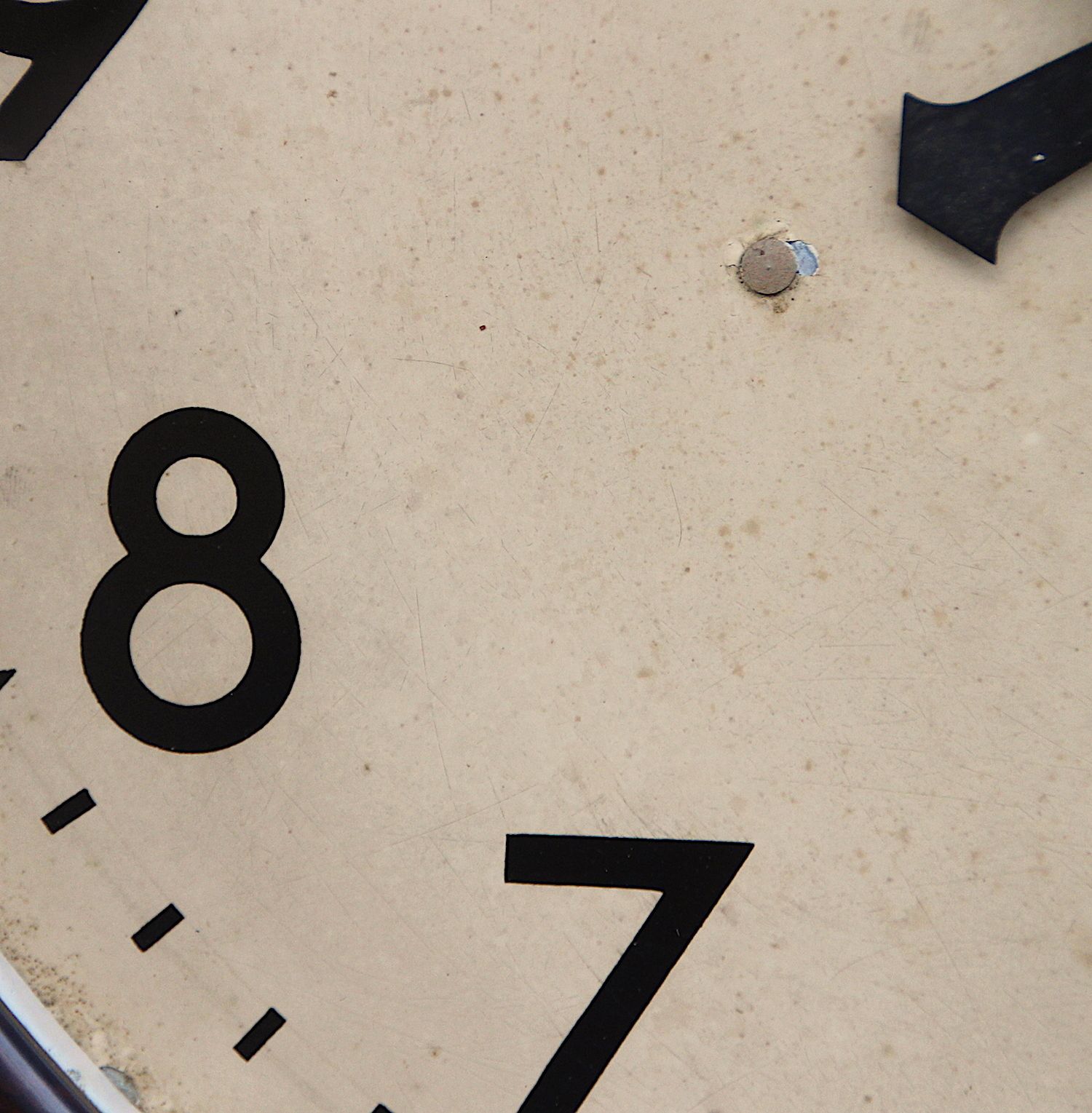photo vintage 1950s British Bakelite Vintage School / Commercial Wall Clock. Fully Guaranteed. London Timepiece
