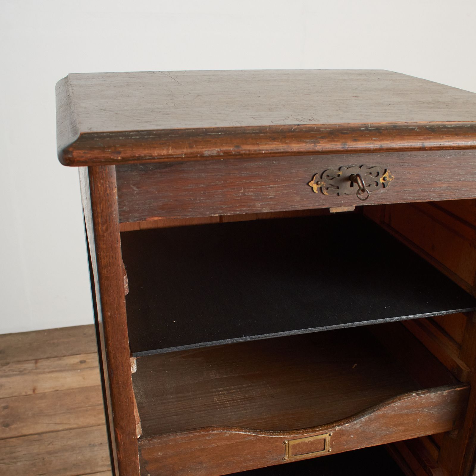 photo vinterior Antique French Single Oak Tambour Filing Cabinet
