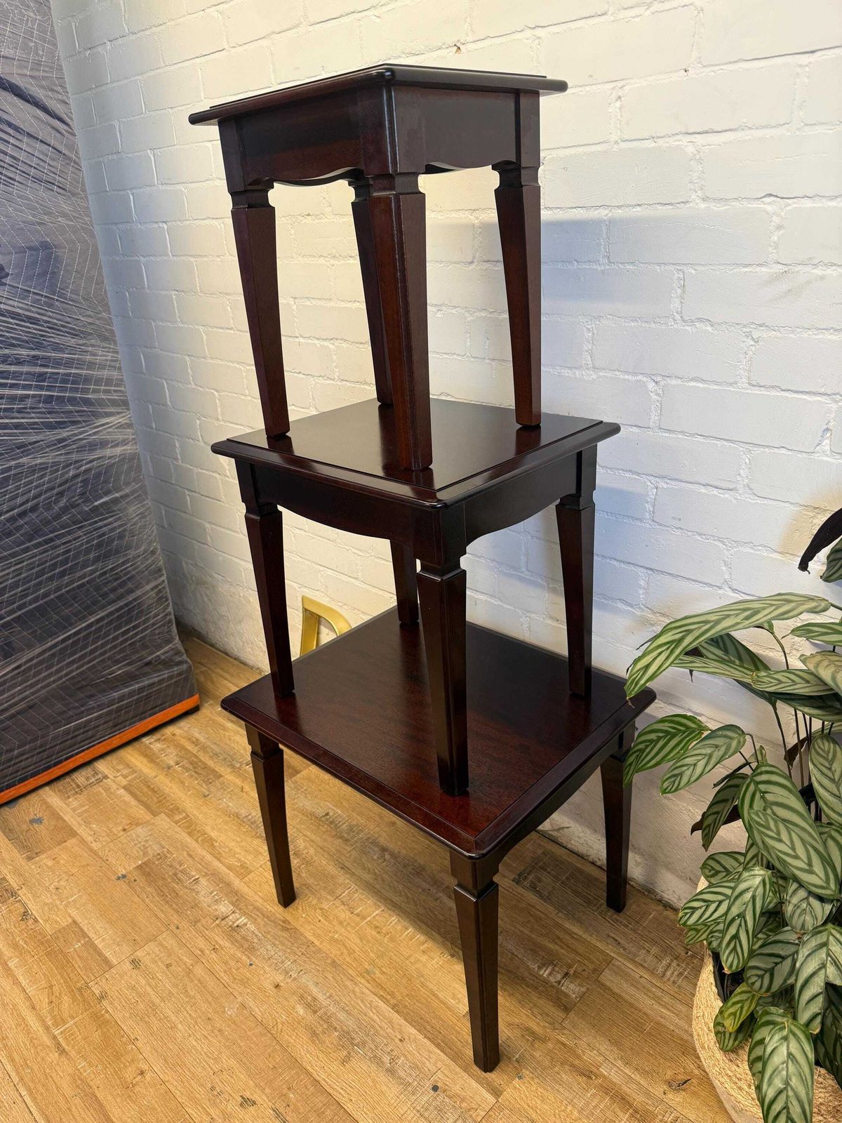 Stag Minstrel Nest Of Tables, 1990s photo for sale