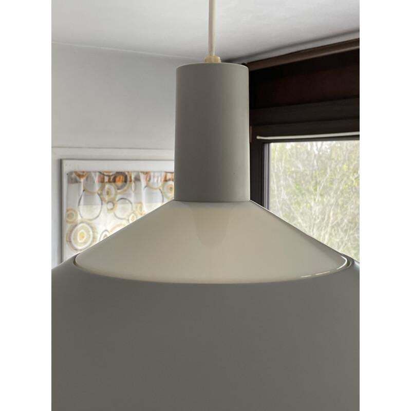 photo vinterior Parisian Art Deco Milk Glass Table Lamp W. Romantic Silhuets, 1920s