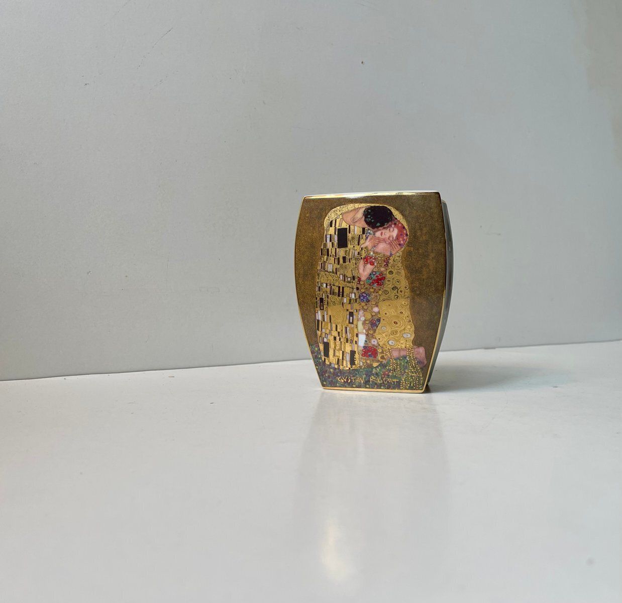 Artis Orbis Series The Kiss By Gustav Klimt Vase In Porcelain From Goebel, 2000s