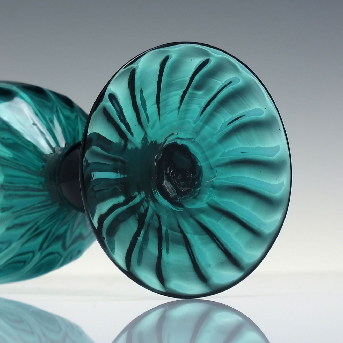 Rare 18th Century Turquoise Green Rib Moulded Wine Glass C1790 photo vinterior